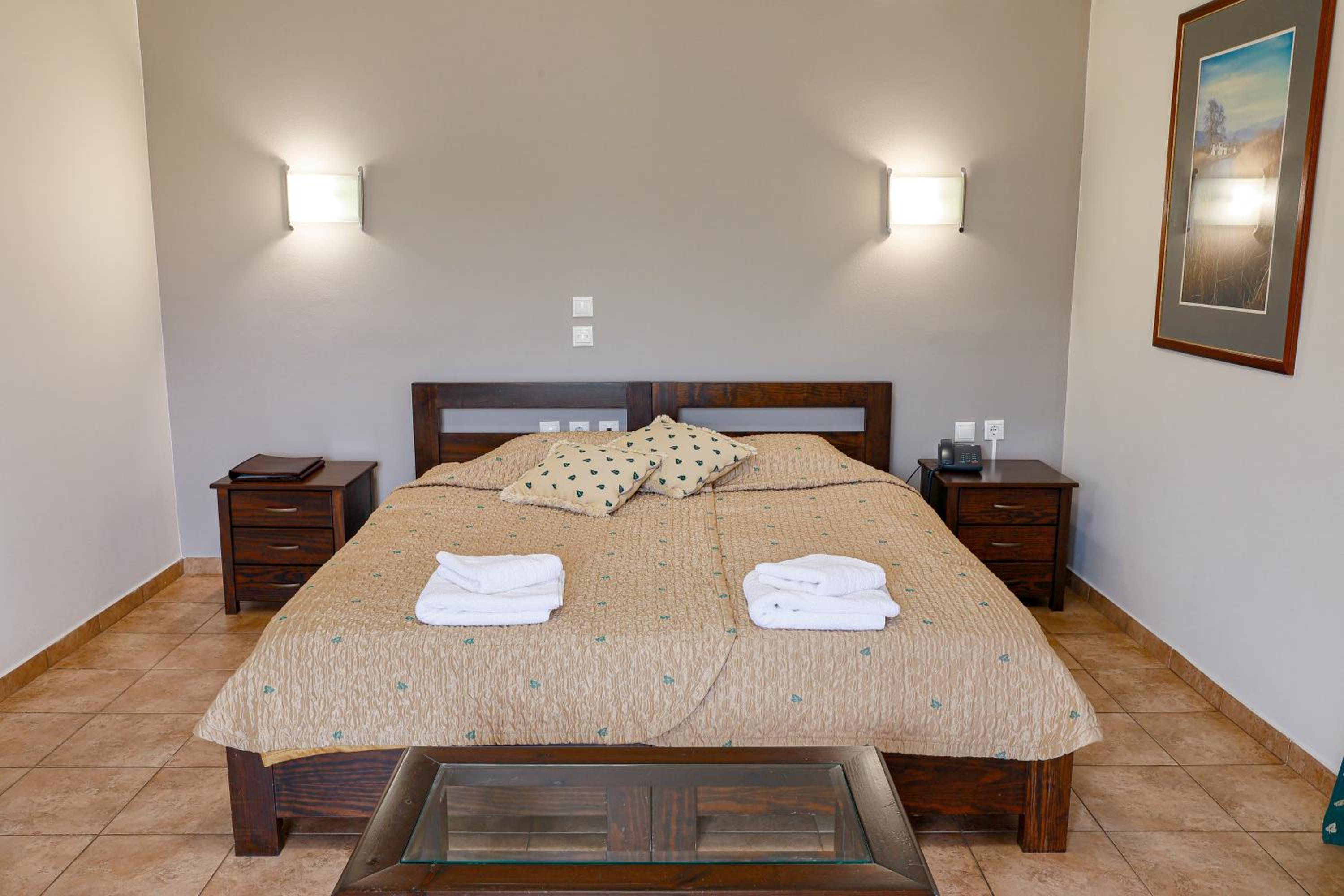 Deluxe Double Room with Balcony - Photo 1