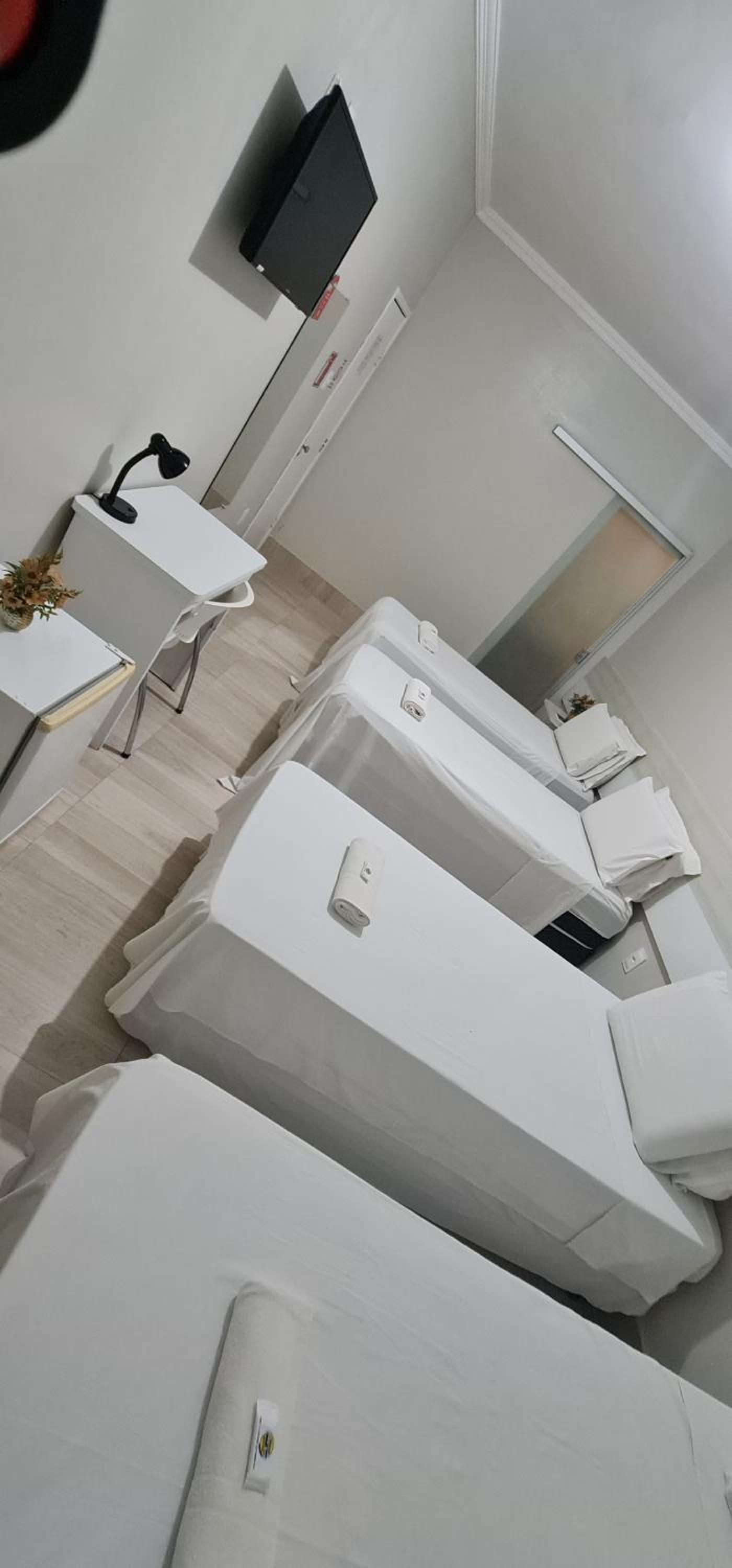 Deluxe Quadruple Room - Photo 4