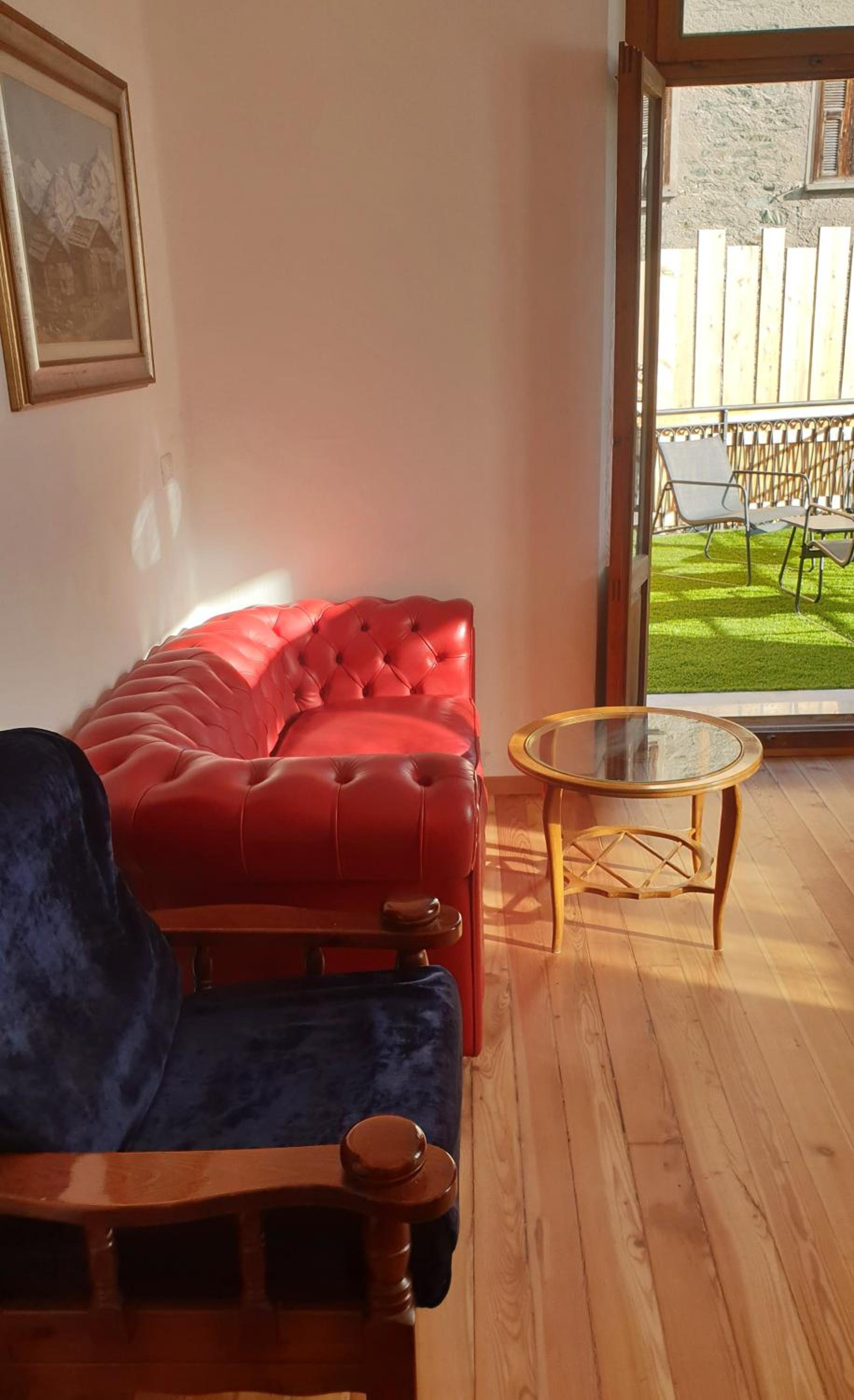 Two-Bedroom Apartment with Terrace photo 2