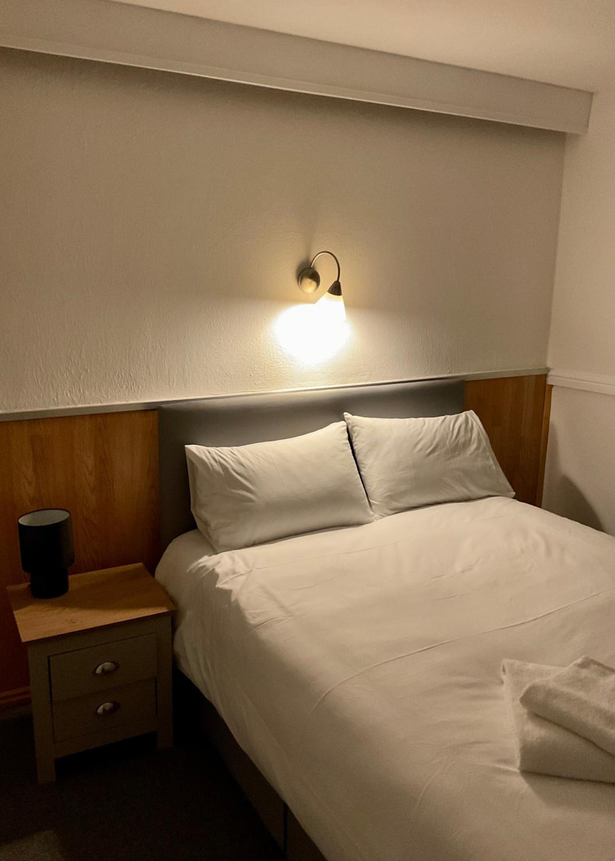 Double Room with Private Bathroom photo 1