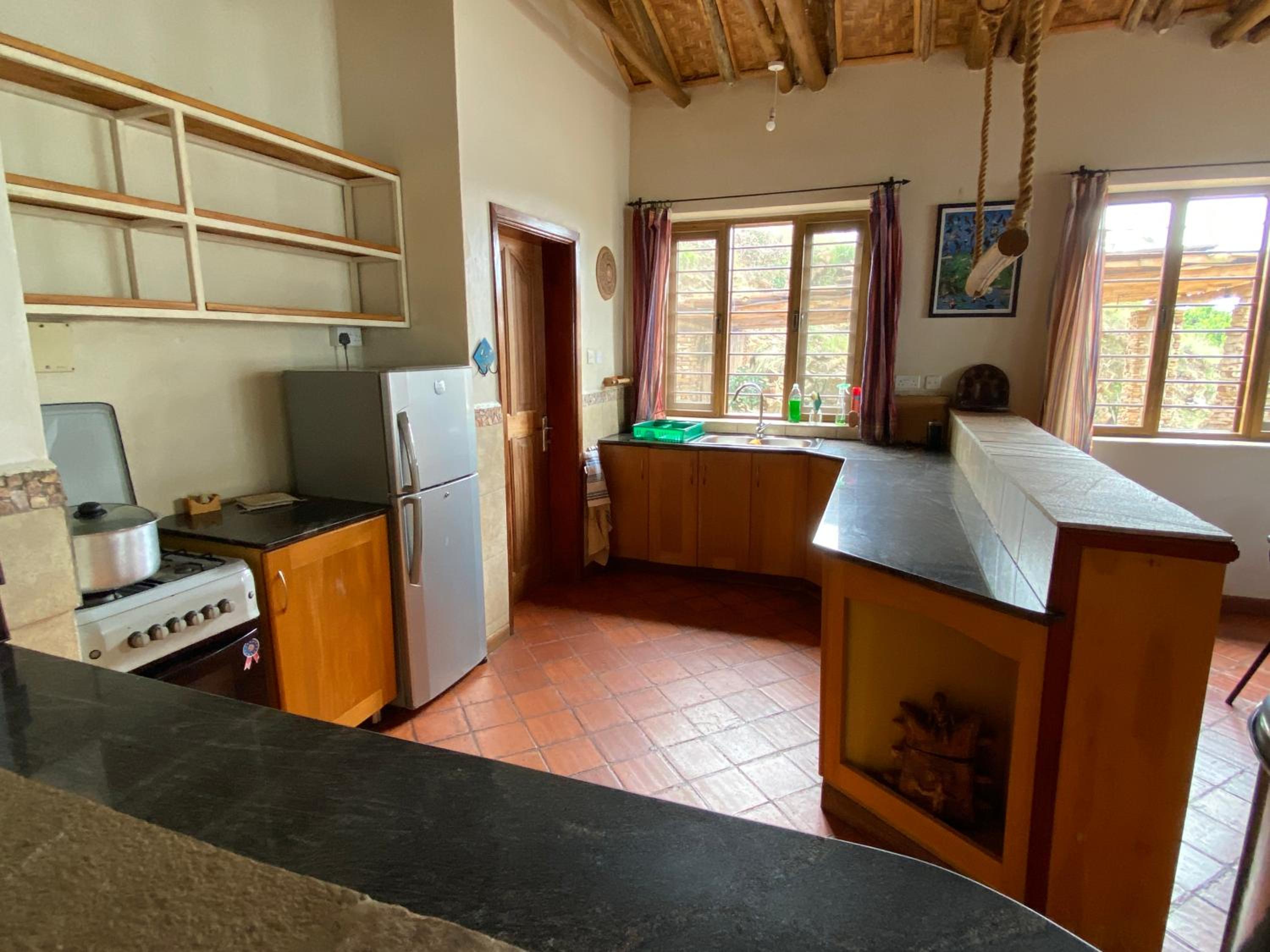 Three-Bedroom House photo 3