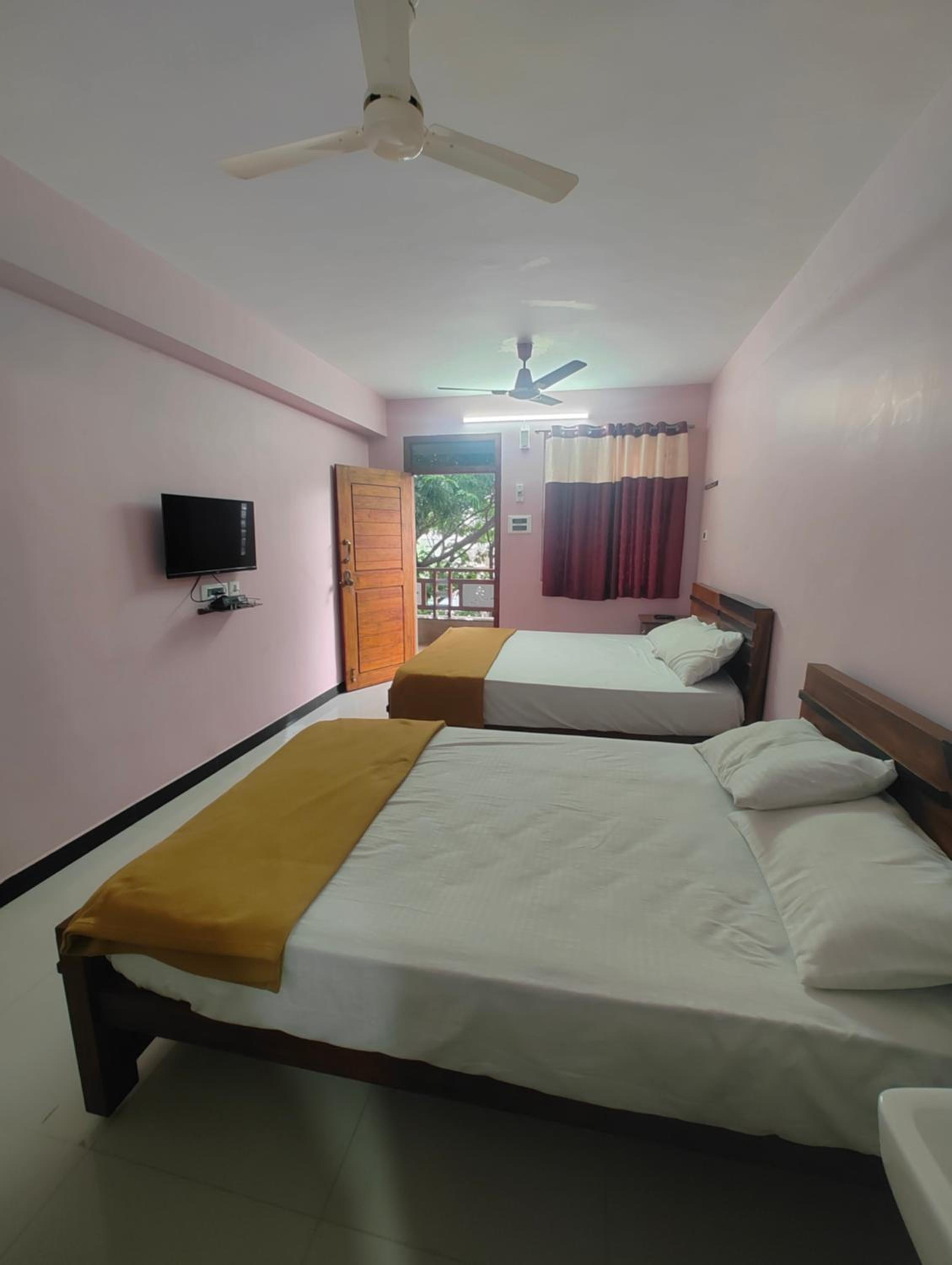 Double or Twin Room with Balcony