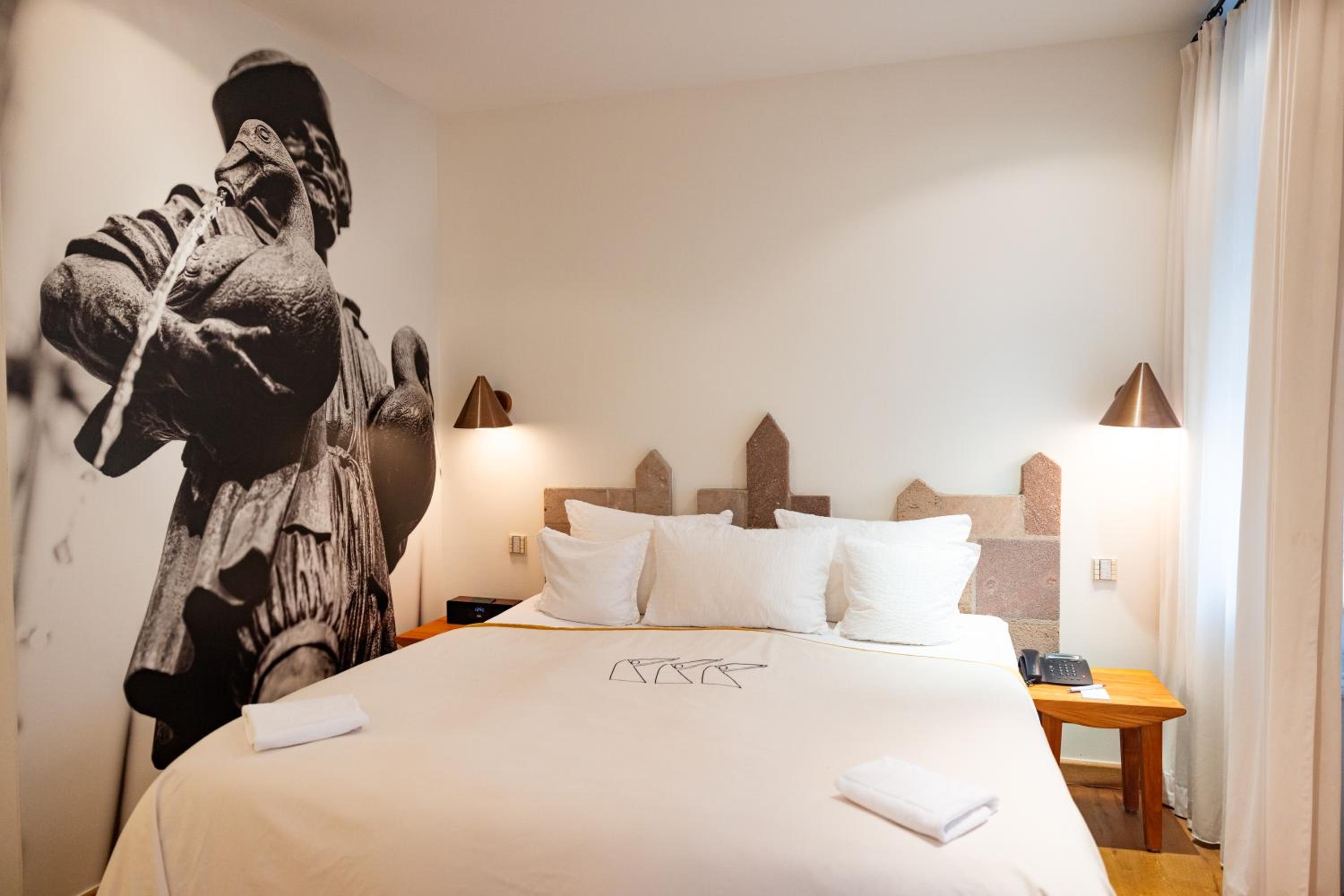 Small Double Room - Photo 3