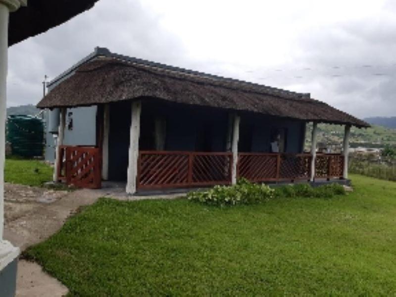 Four-Bedroom House photo 3