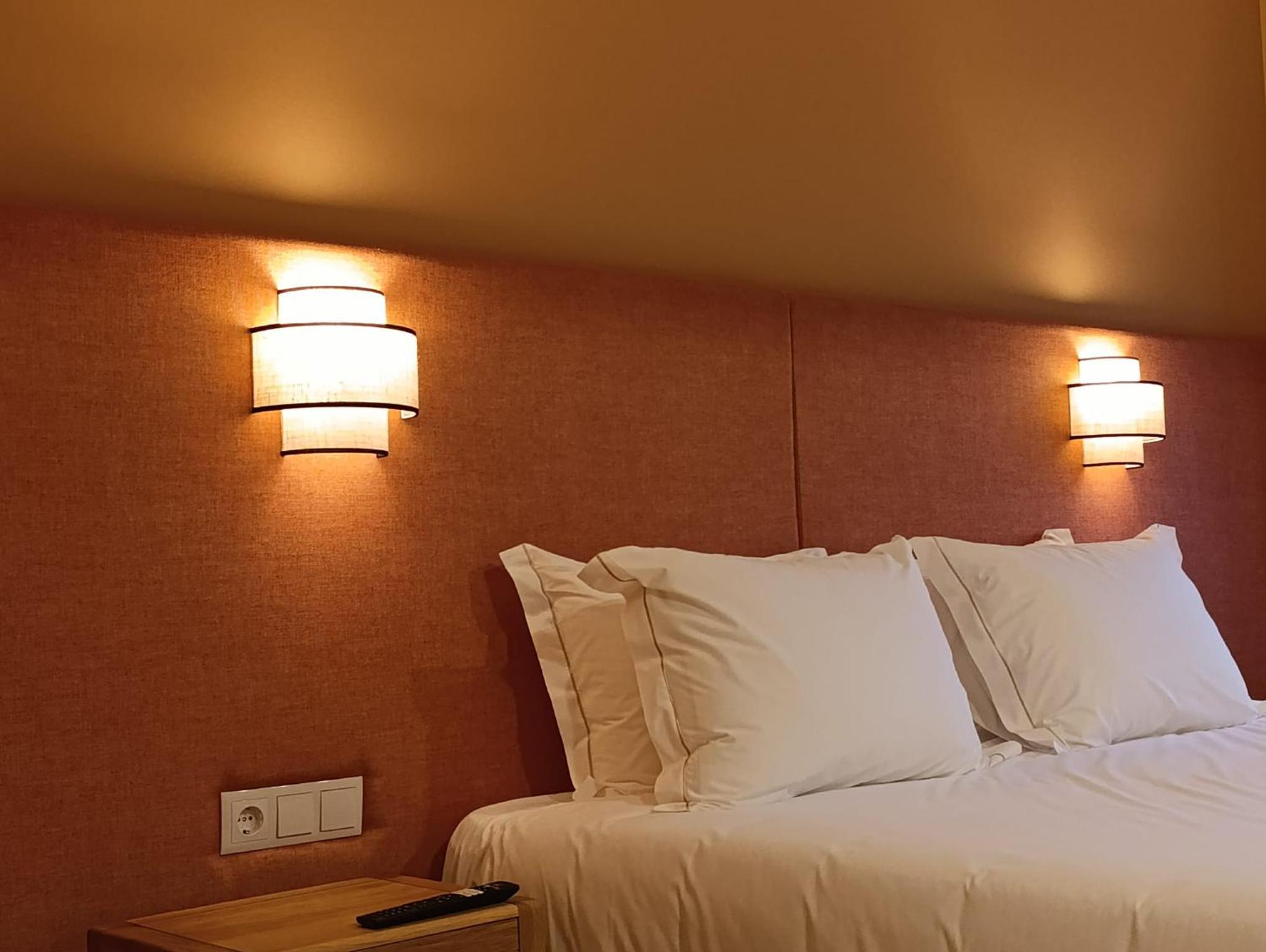 Deluxe Junior Suite - Photo 3