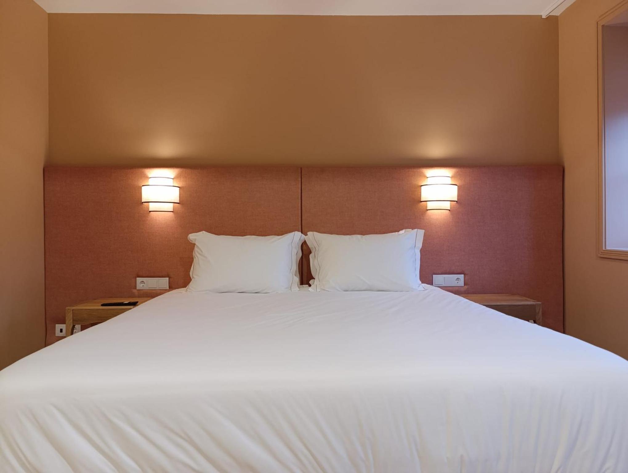 Deluxe Junior Suite - Photo 5