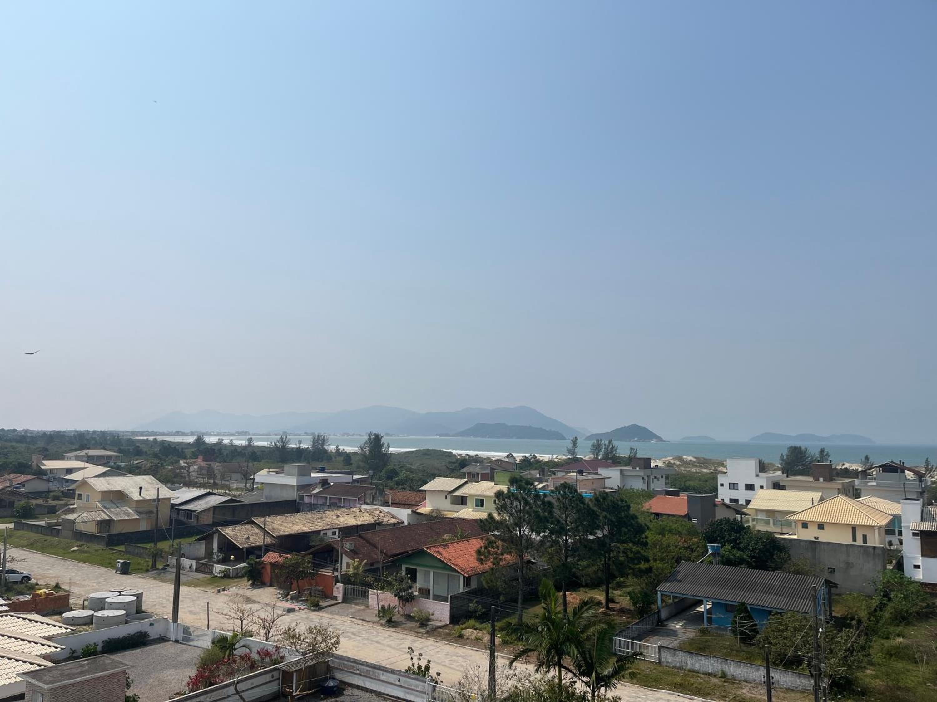 Three-Bedroom Apartment with View photo 2