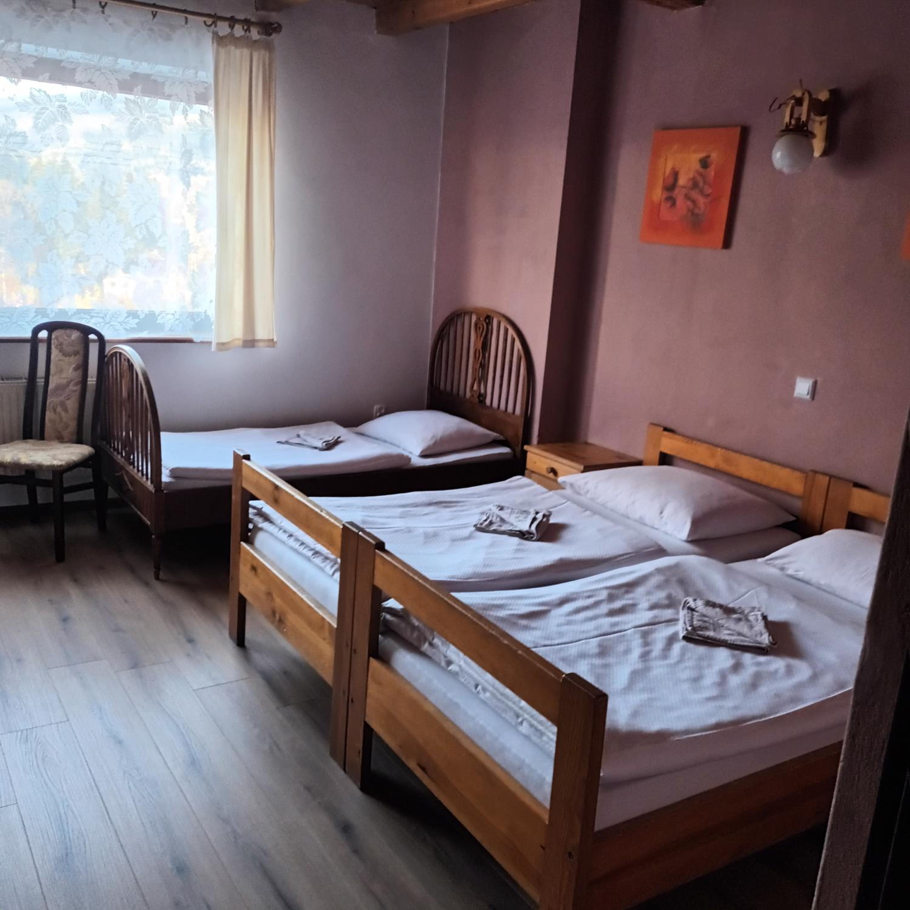 Basic Triple Room photo 1