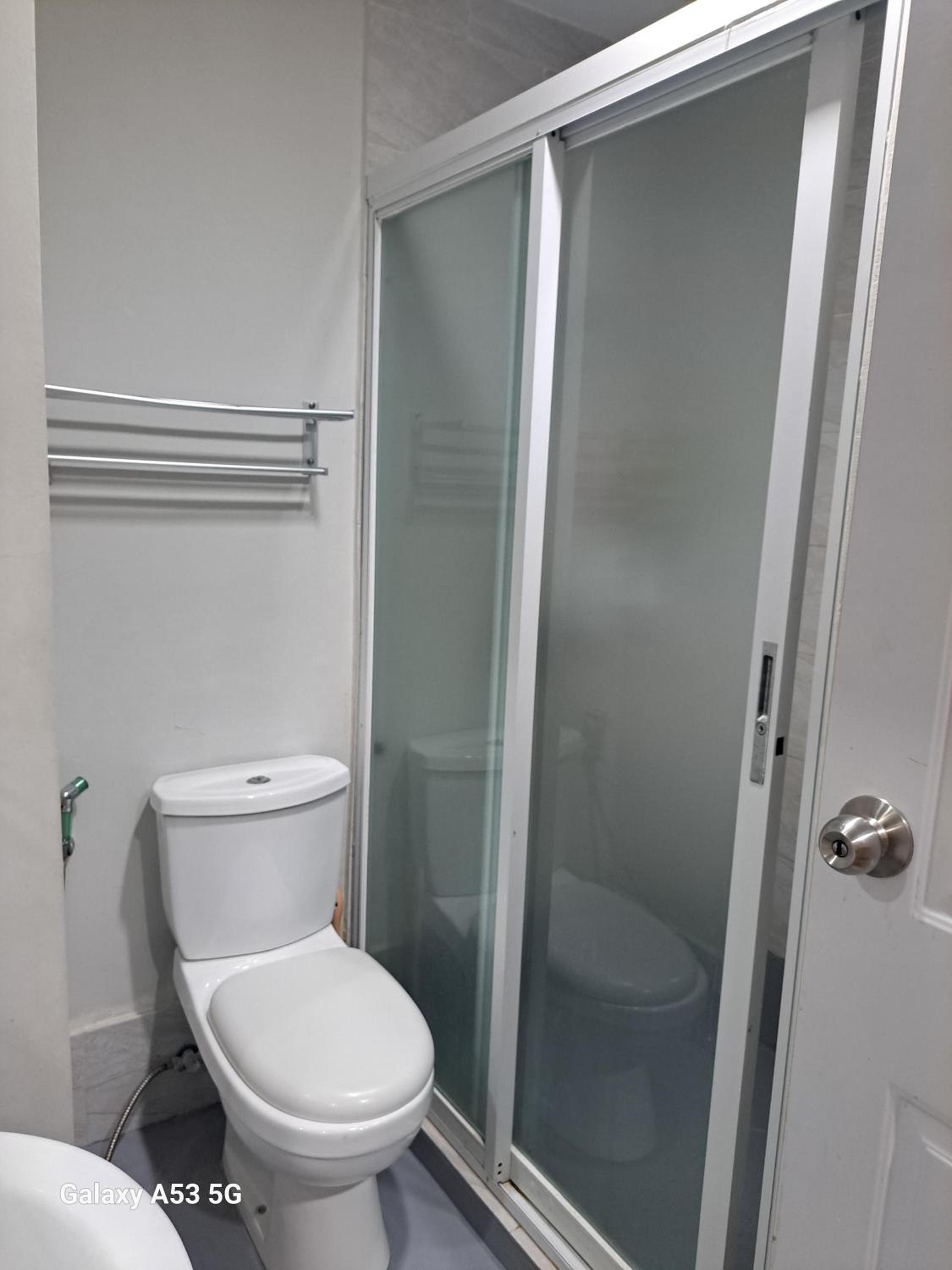Studio Apartment - Photo 9