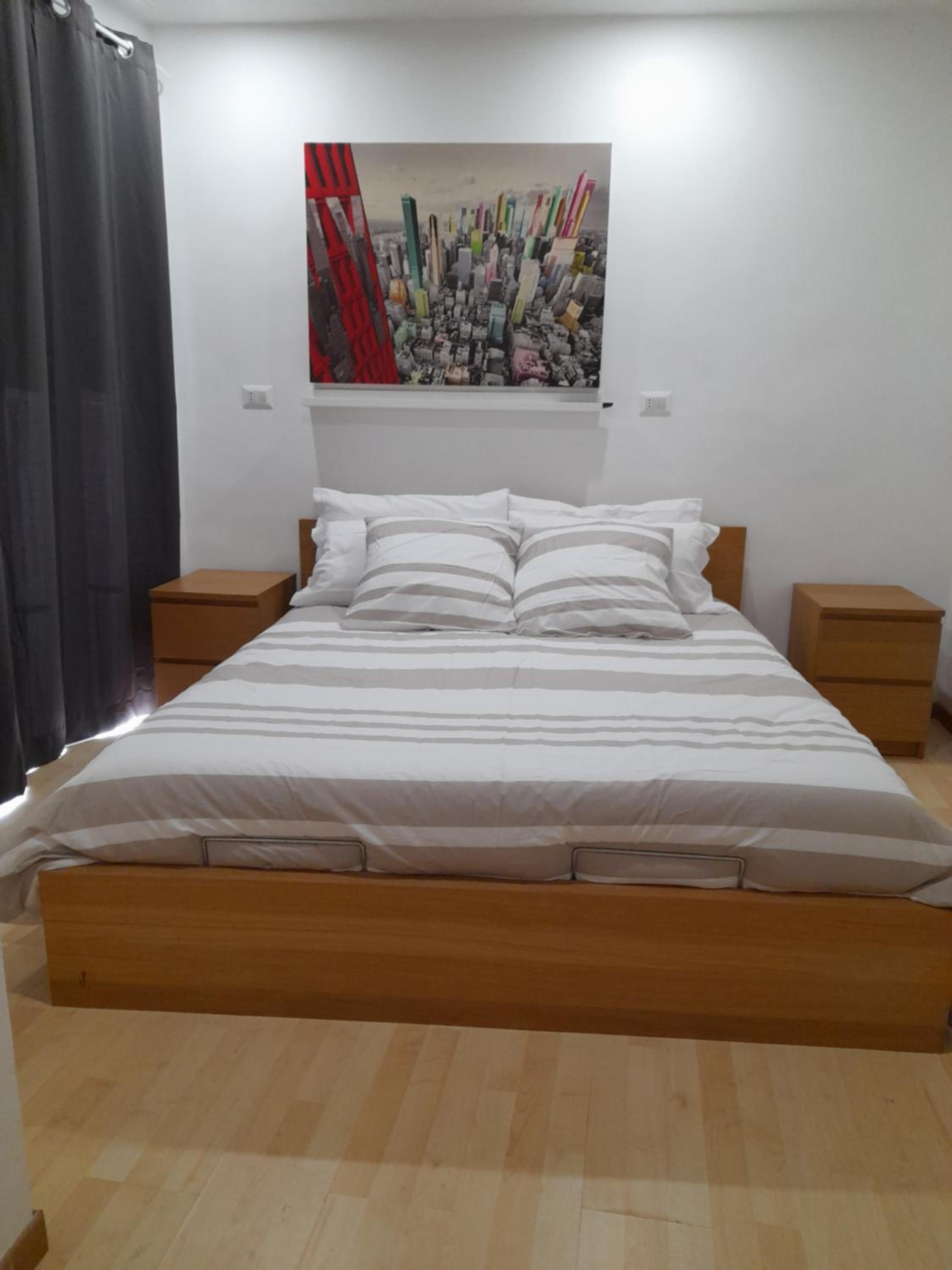 One-Bedroom Apartment - Non-Smoking photo 1