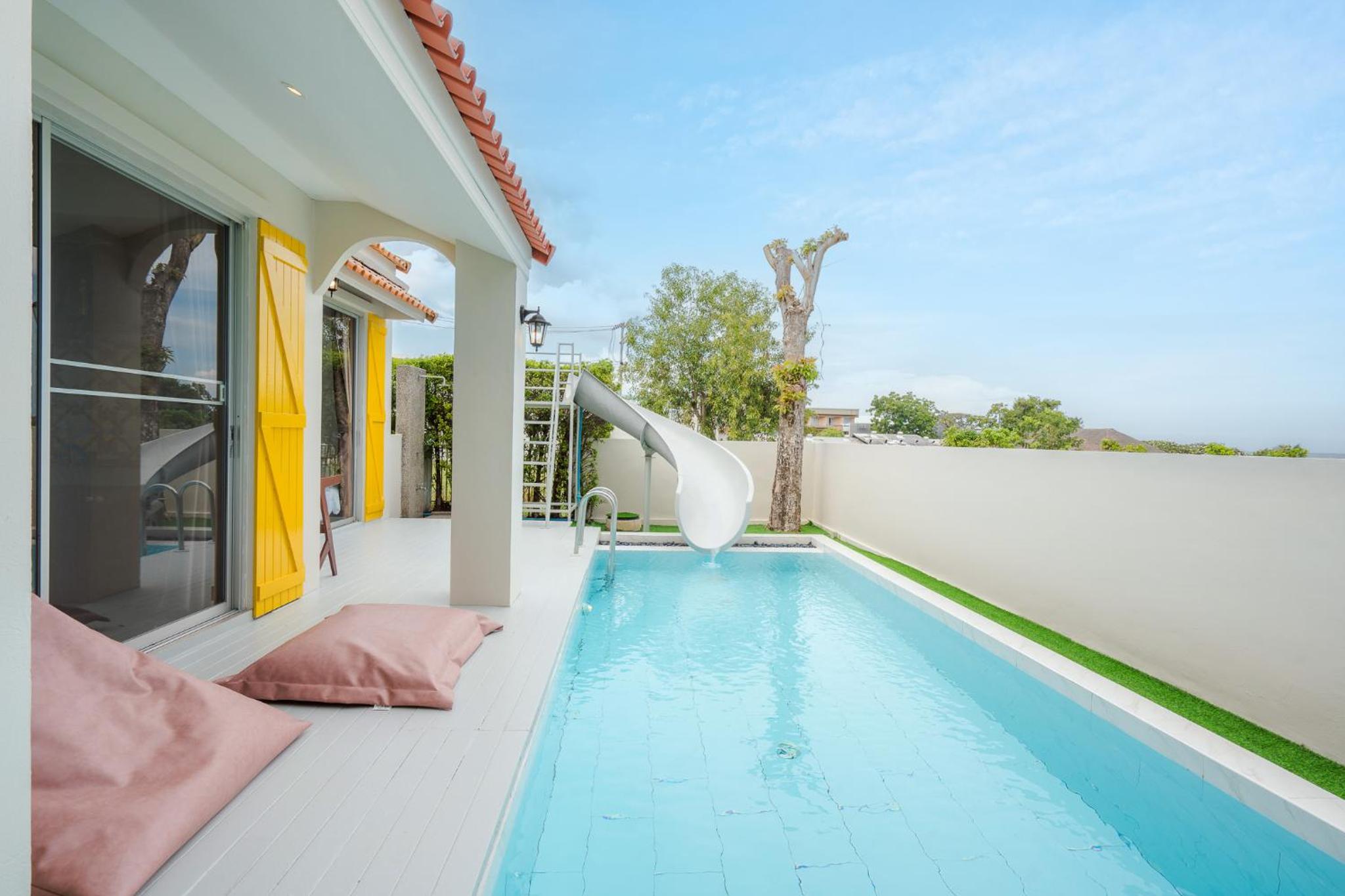 Villa with Sea View - Photo 49