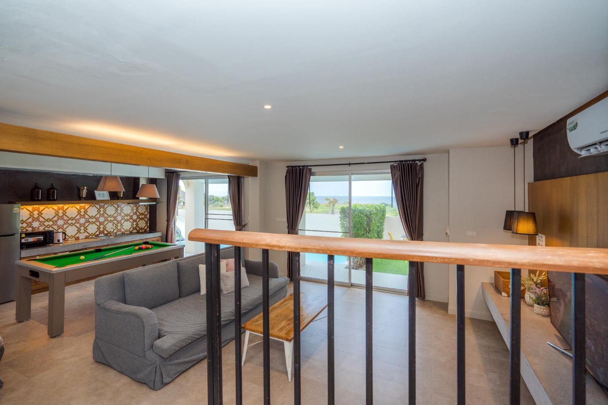 Villa with Sea View - Photo 43