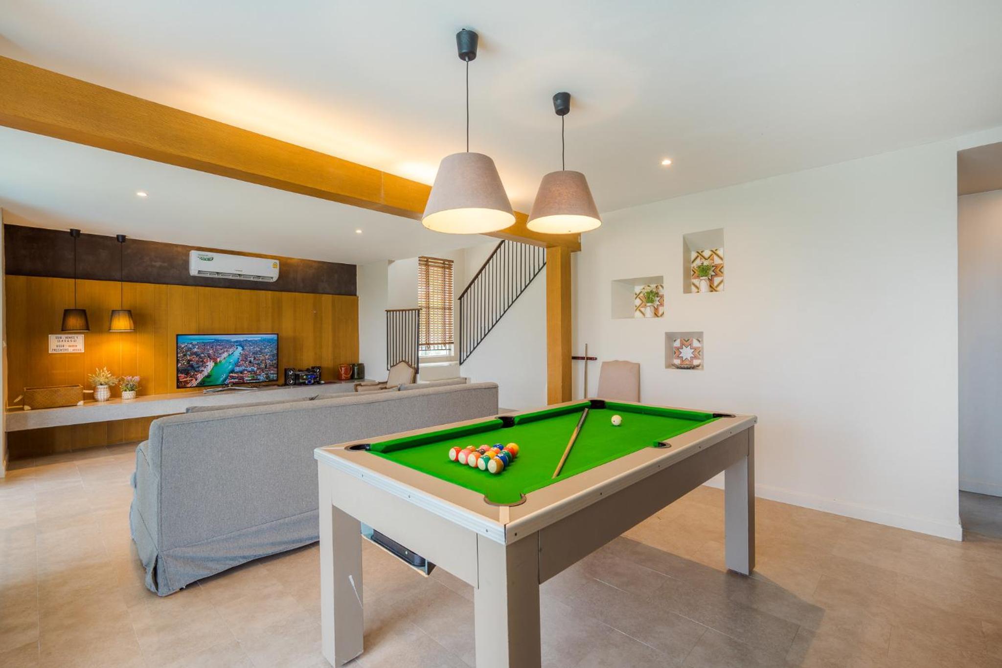 Villa with Sea View - Photo 30