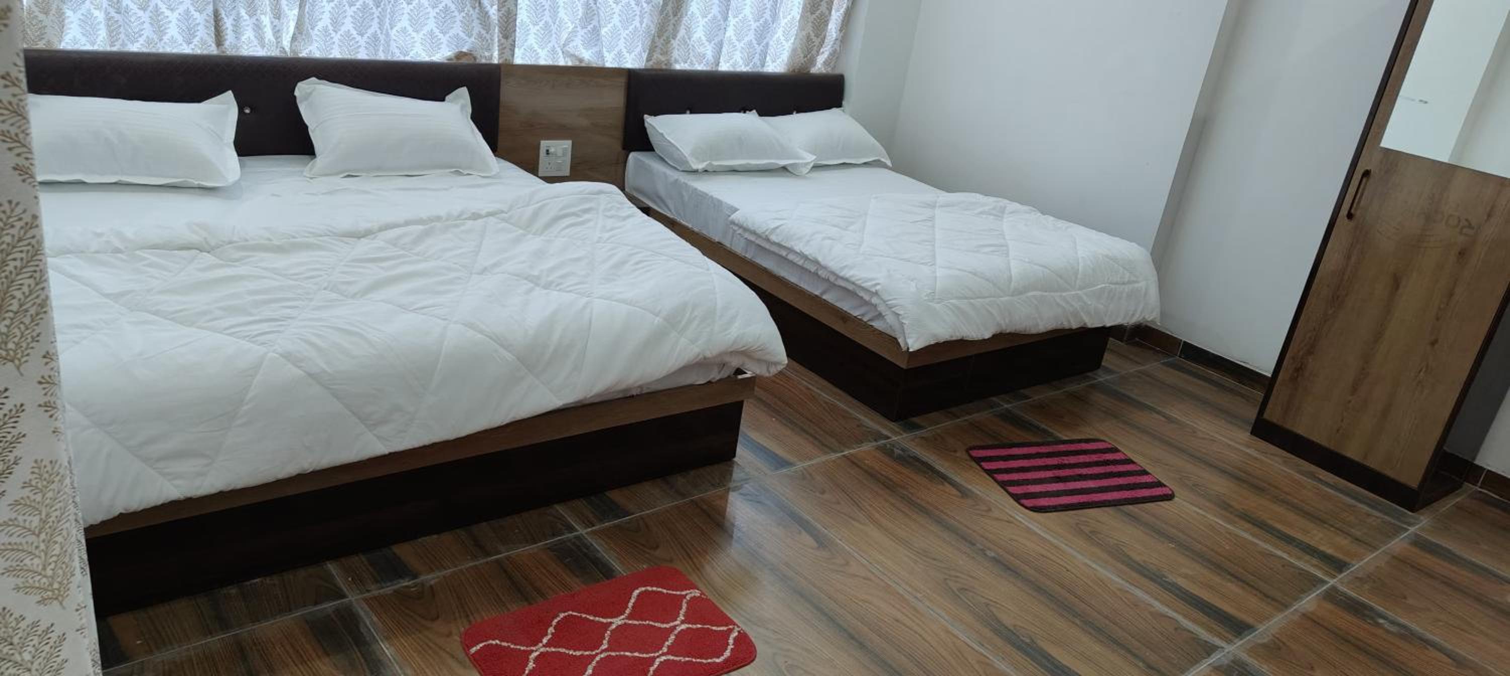 Economy Double Room photo 3