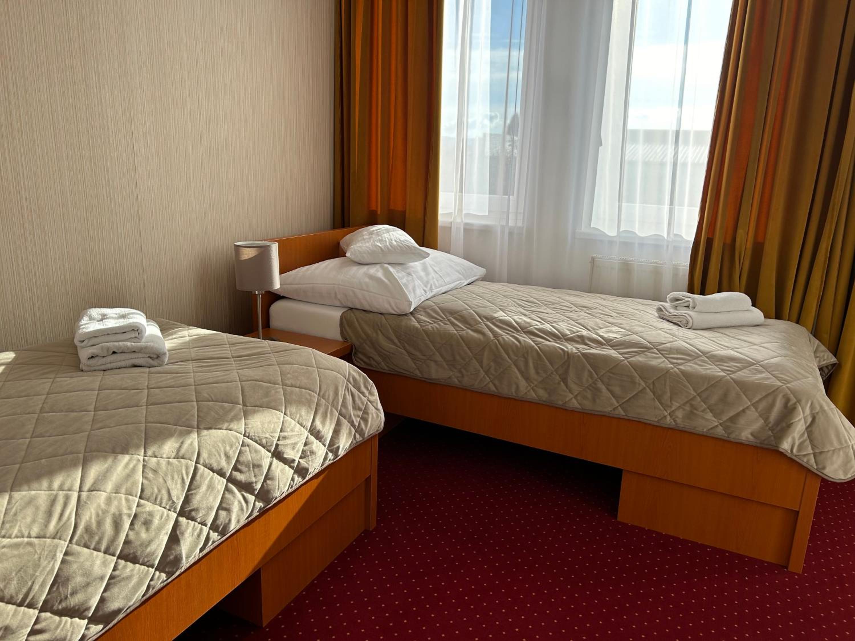 Standard Quadruple Room - Photo 3