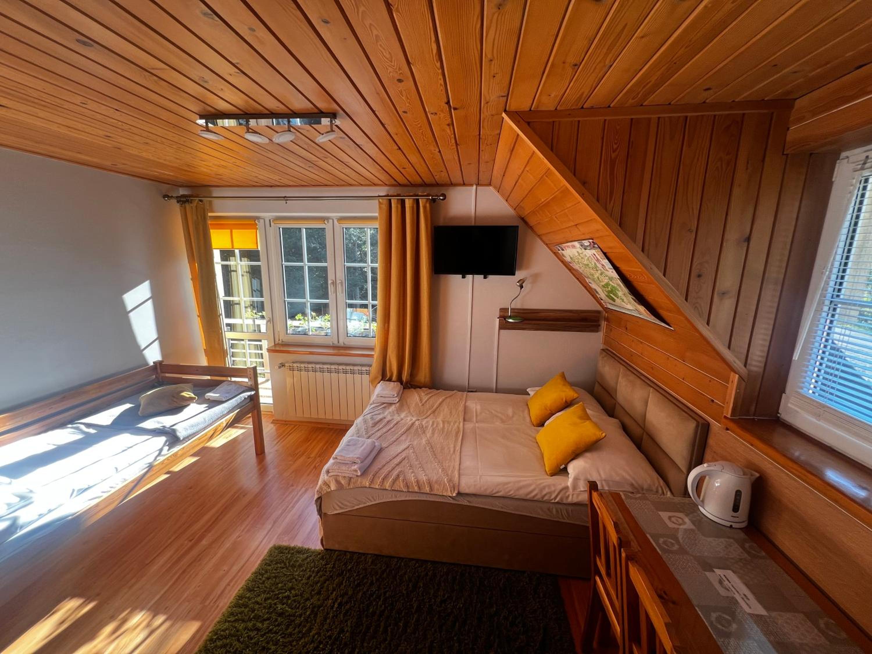 Double Room with Balcony photo 3