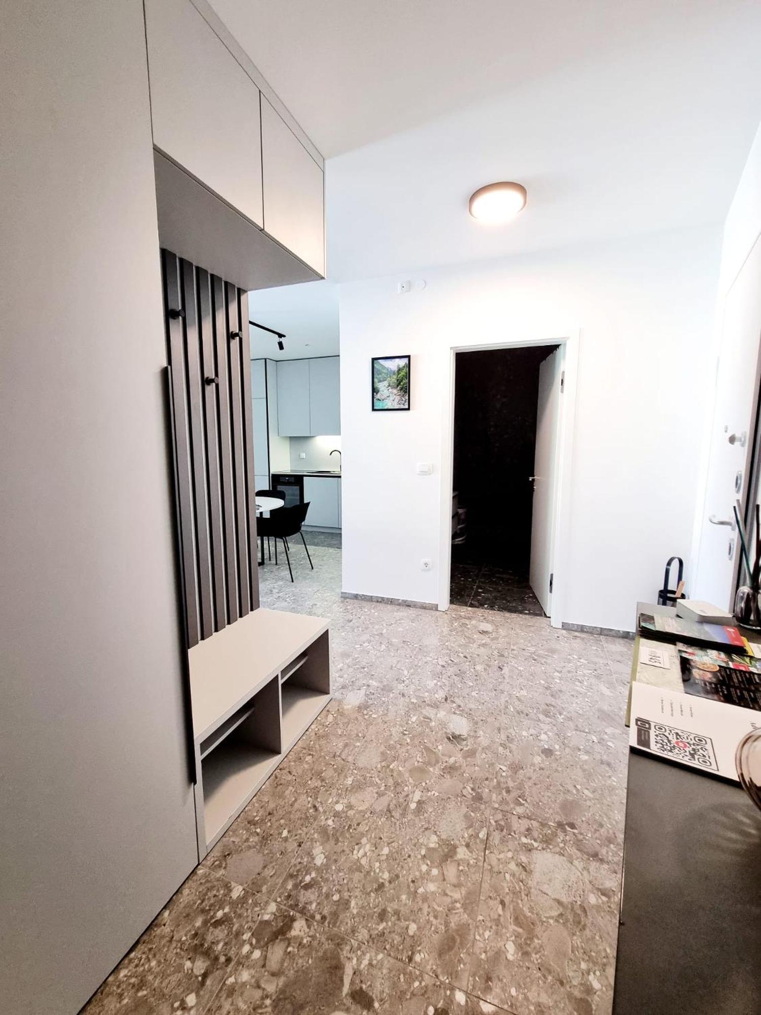 One-Bedroom Apartment with Terrace photo 1