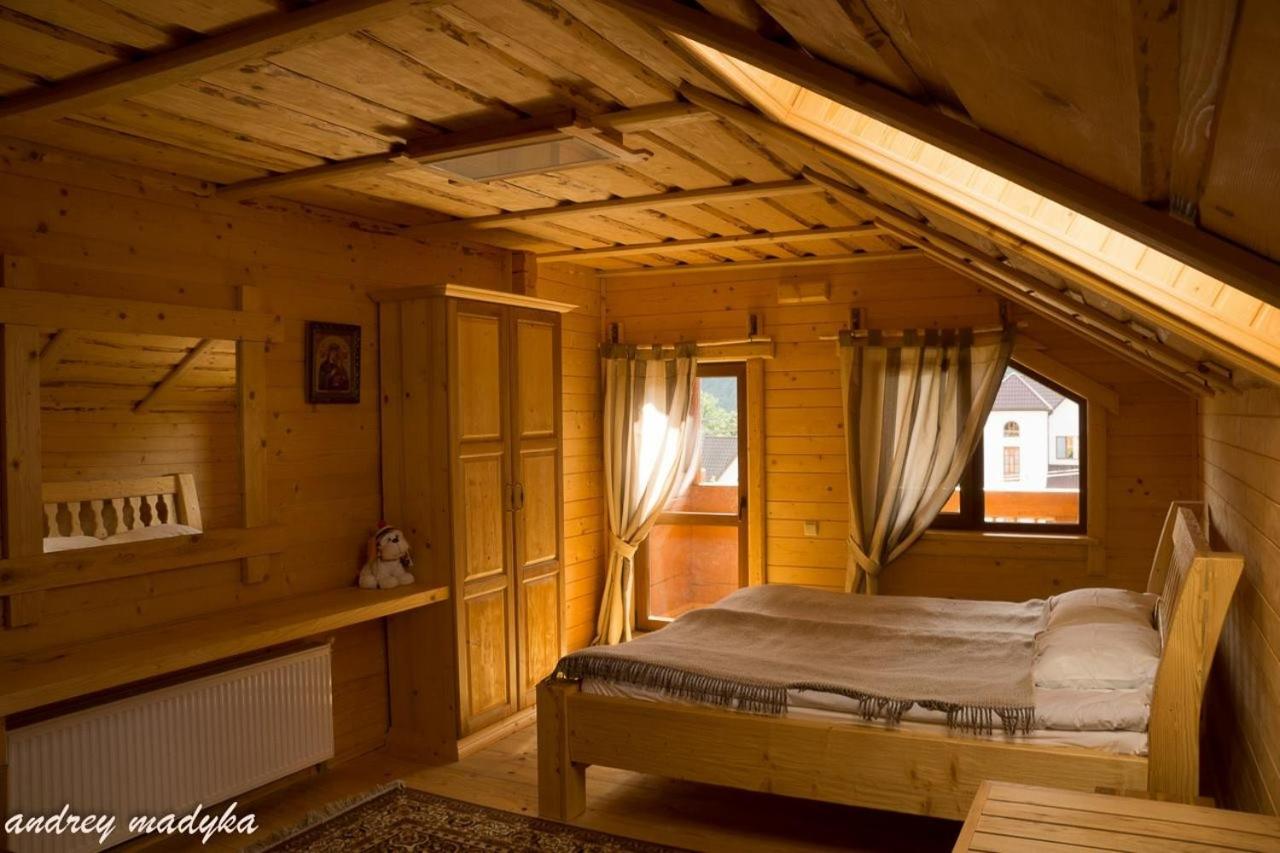 Three-Bedroom Chalet photo 1