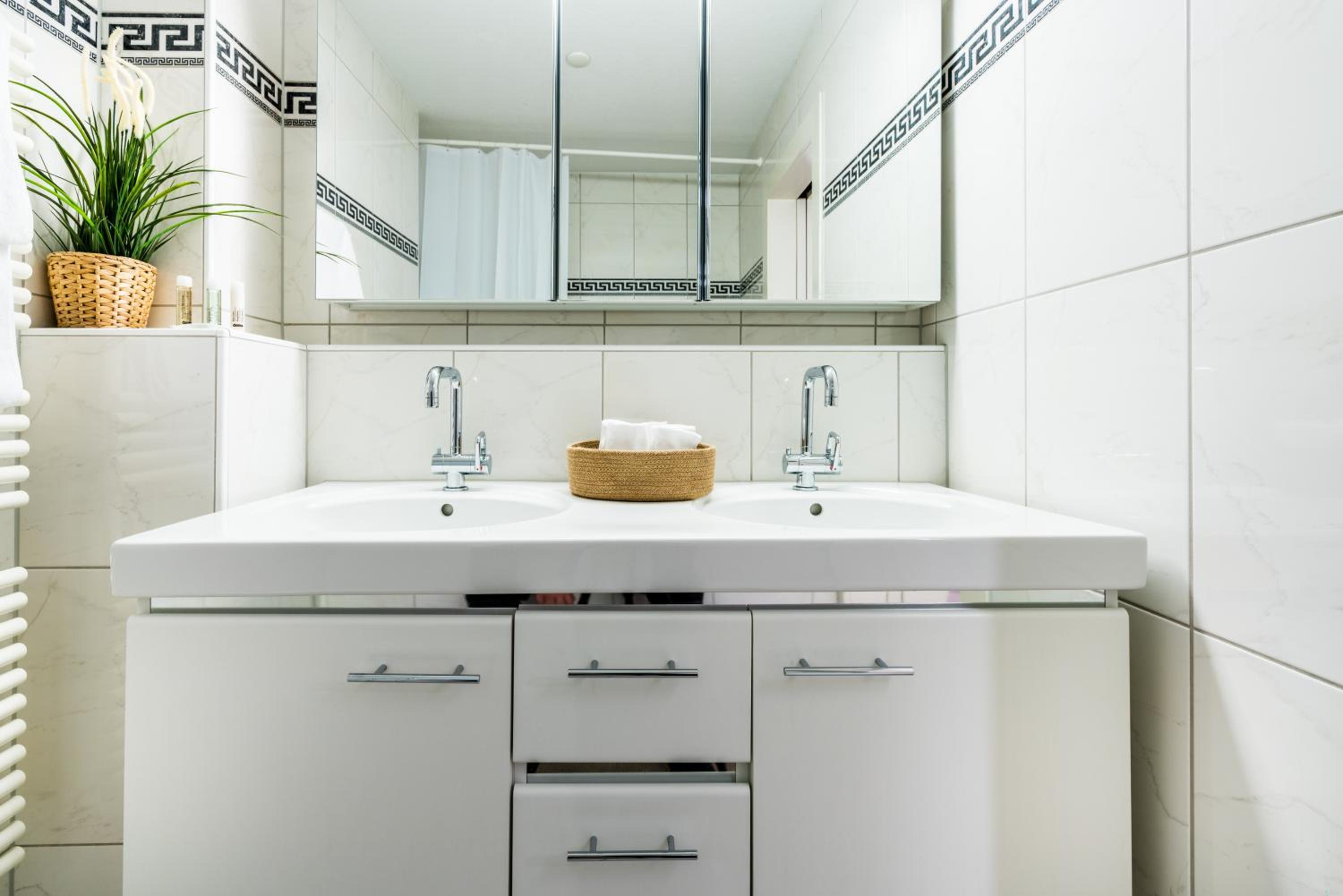 Studio Apartment with City View photo 3