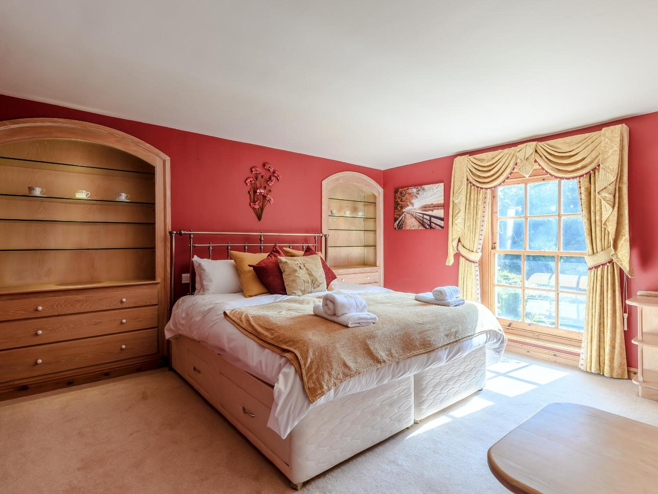 Six-Bedroom Holiday Home photo 3