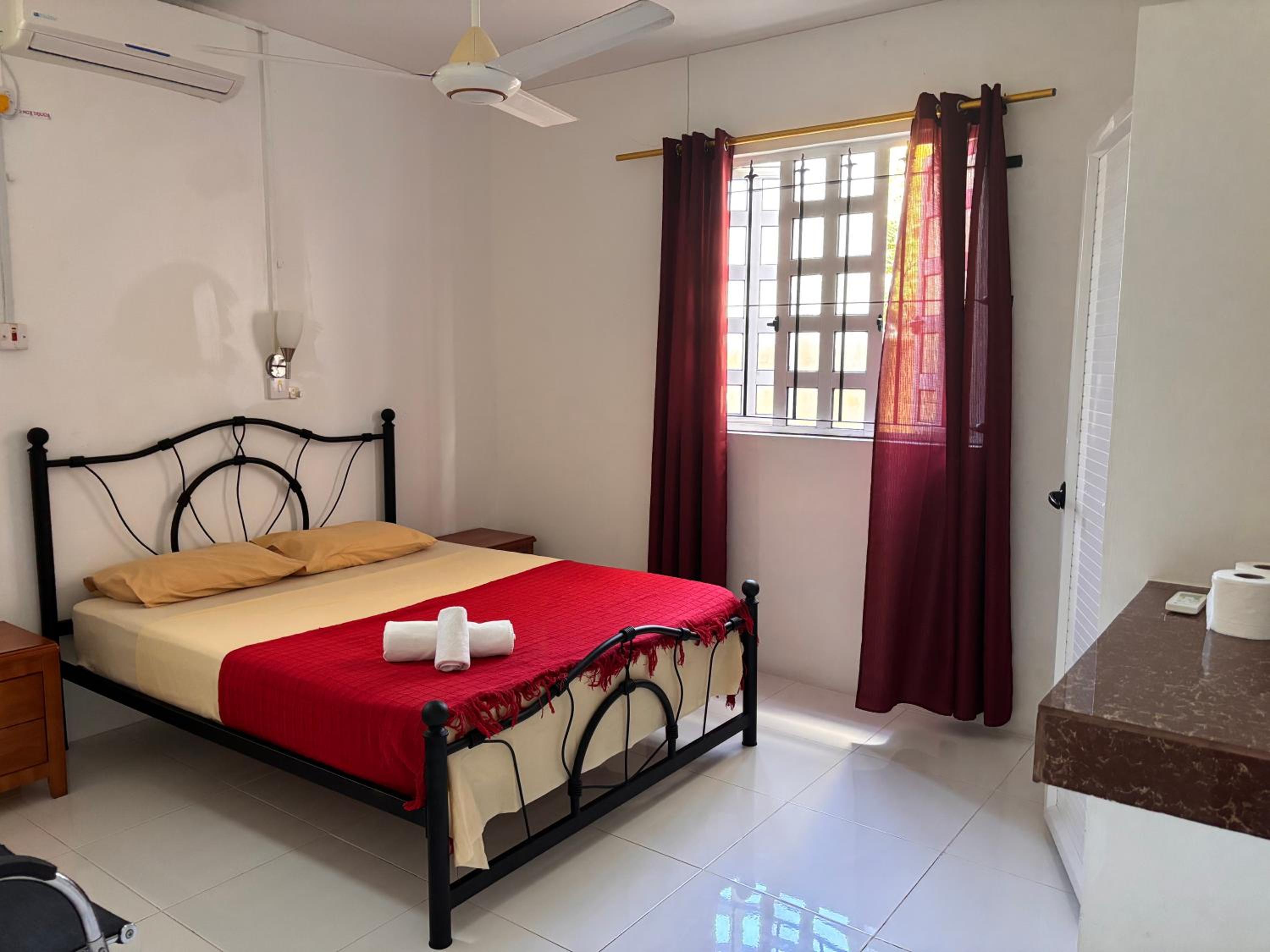 Double Room with Private Bathroom photo 2