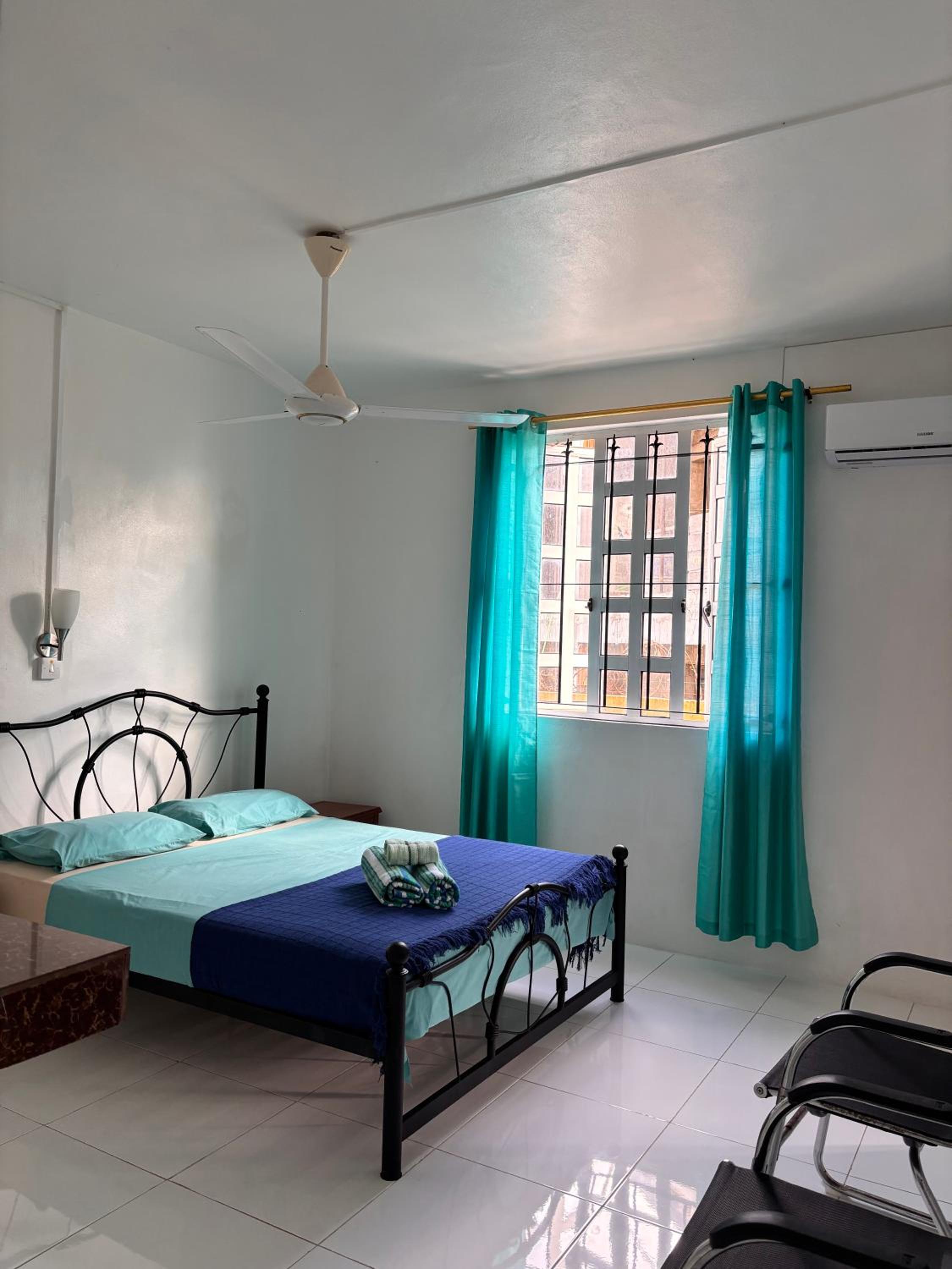 Double Room with Private Bathroom photo 3