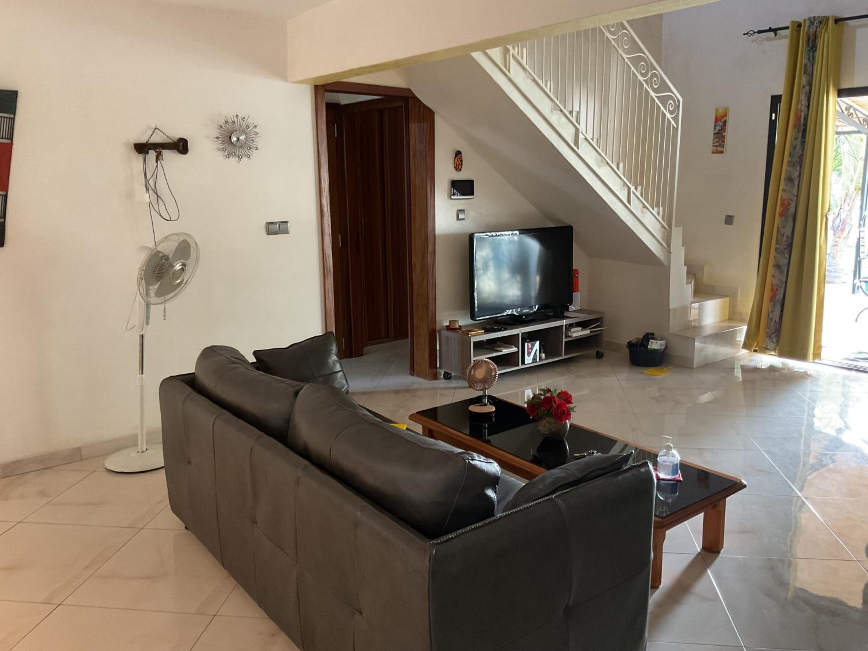 Villa photo 1