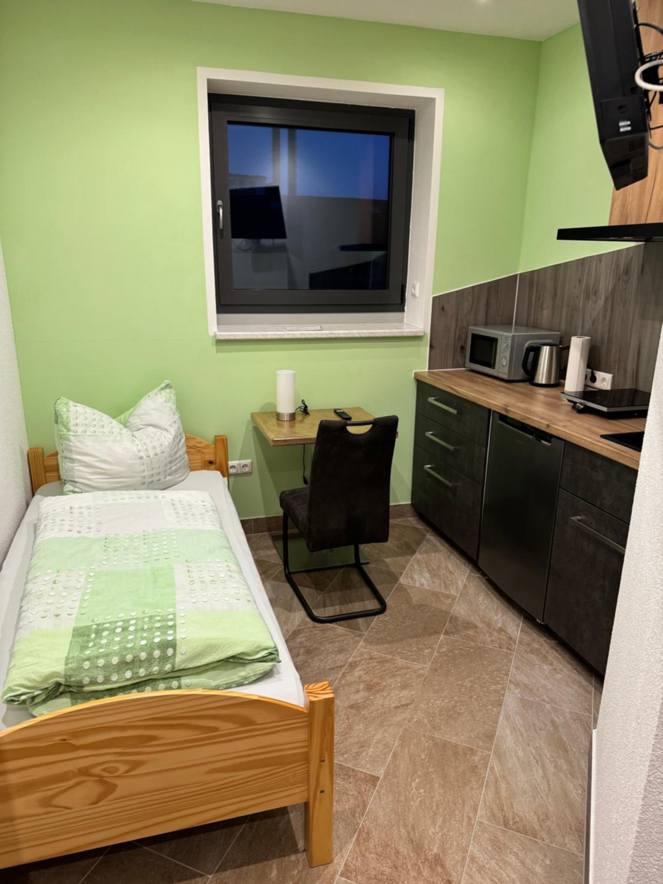 Single Room photo 1