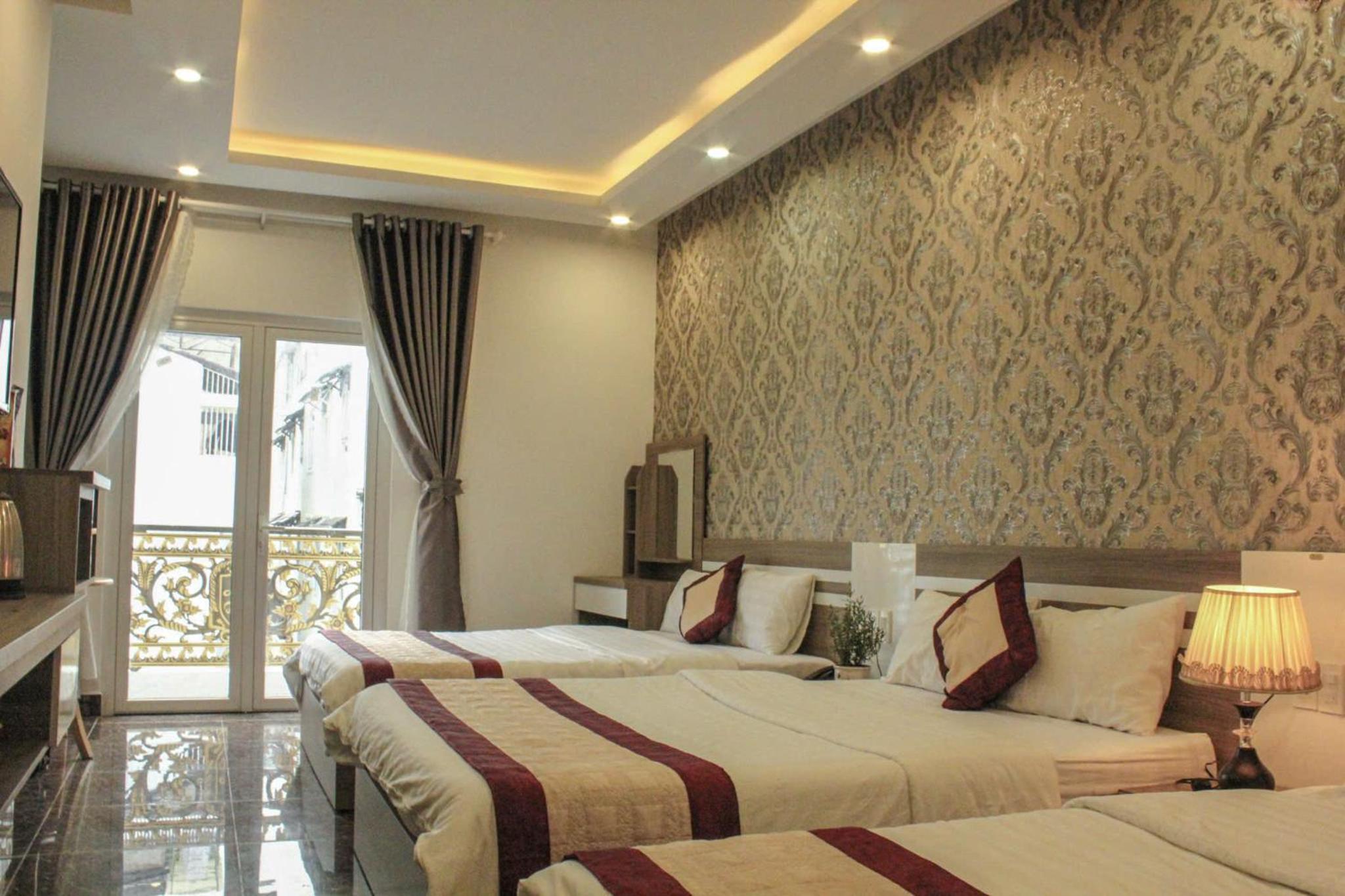 Family Suite with Balcony