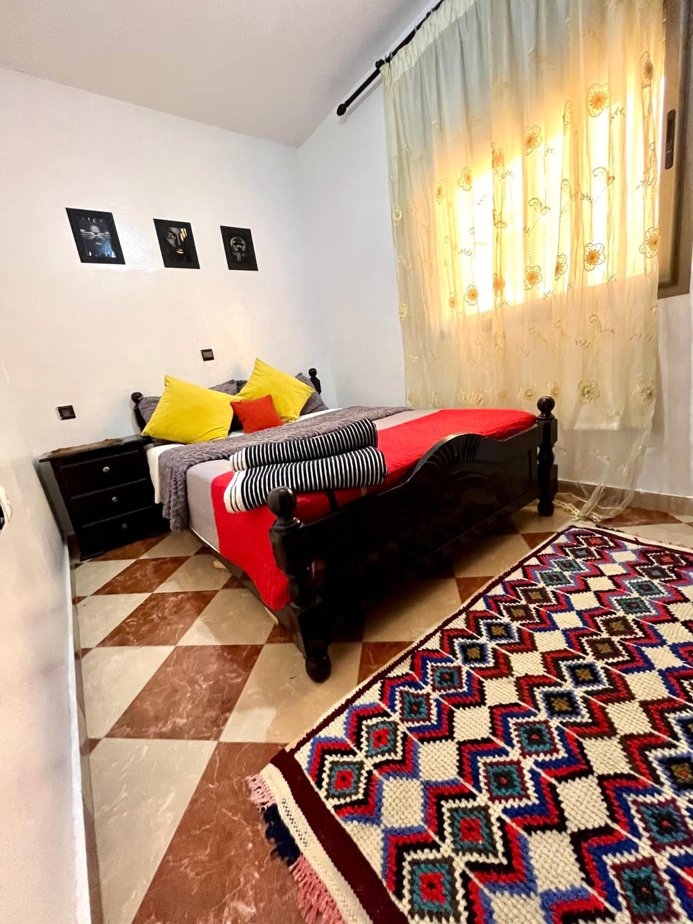 Two-Bedroom Apartment - Photo 3