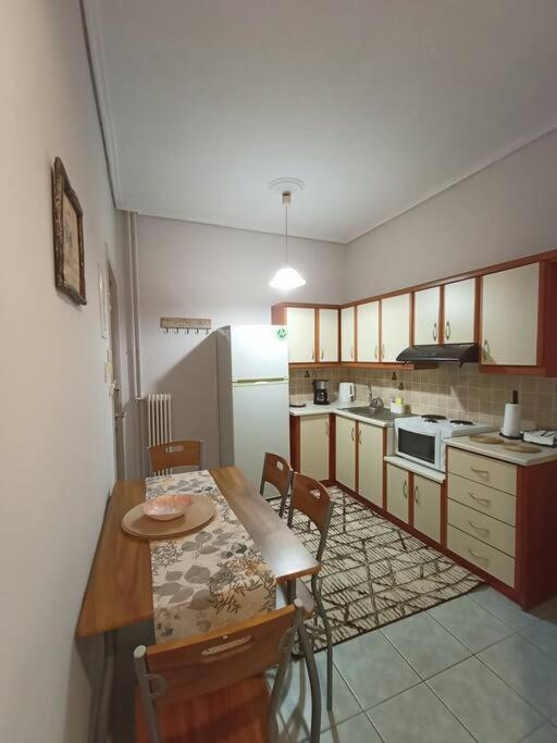 One-Bedroom Apartment photo 3