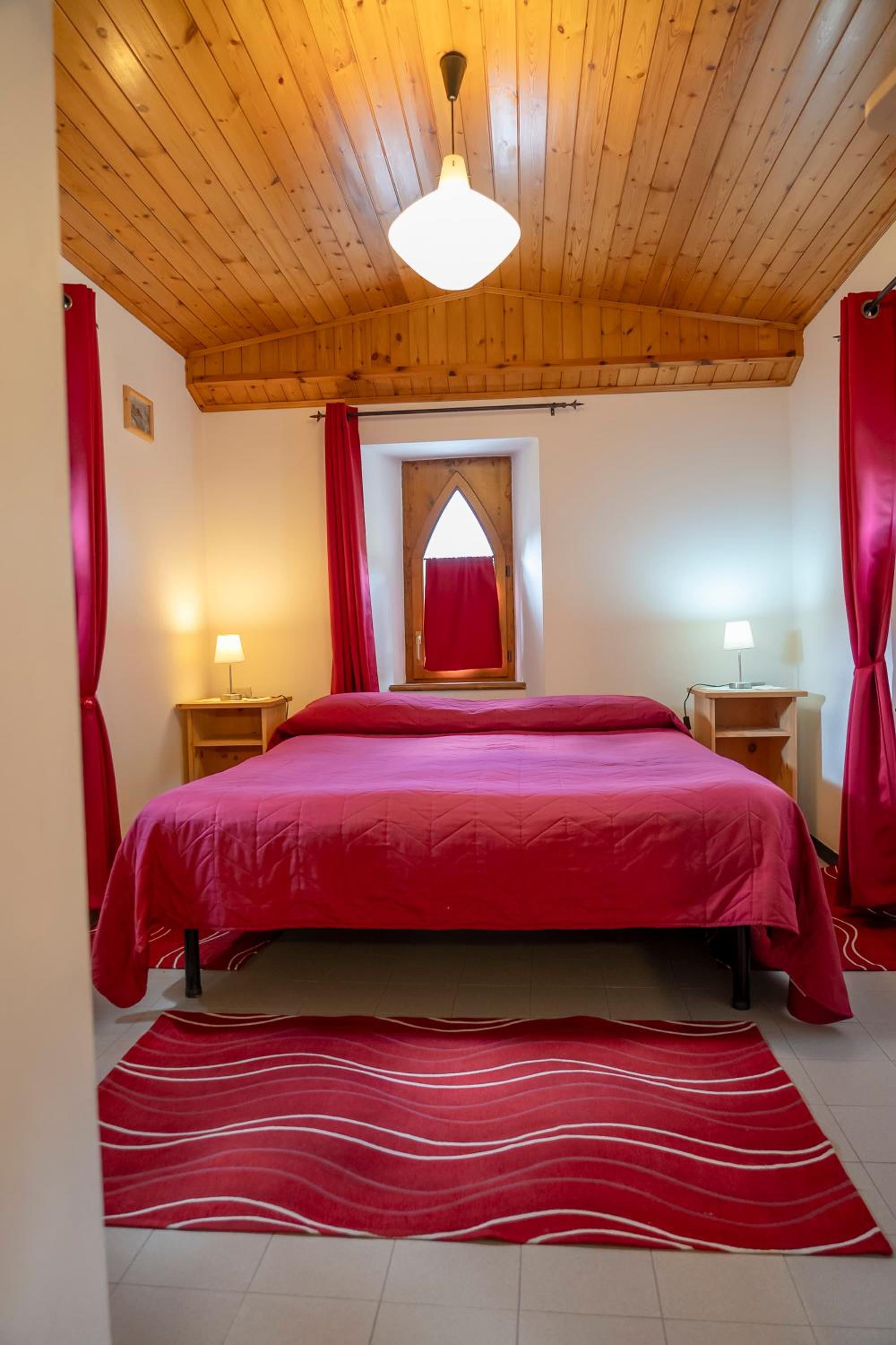 Double Room - Photo 1