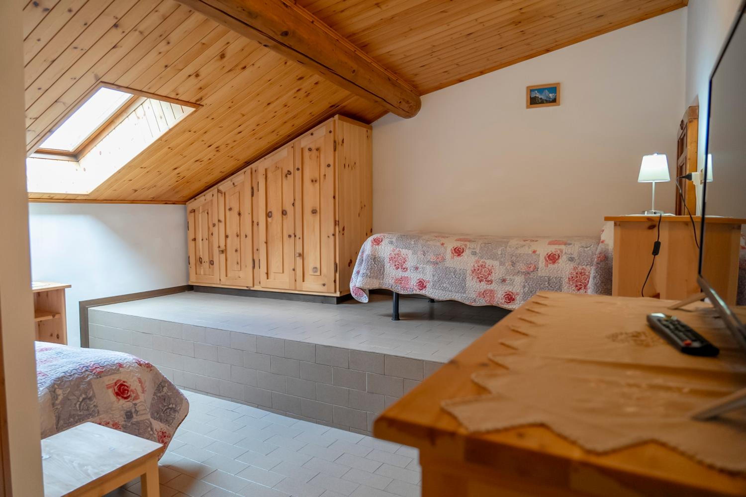 Twin Room - Photo 1