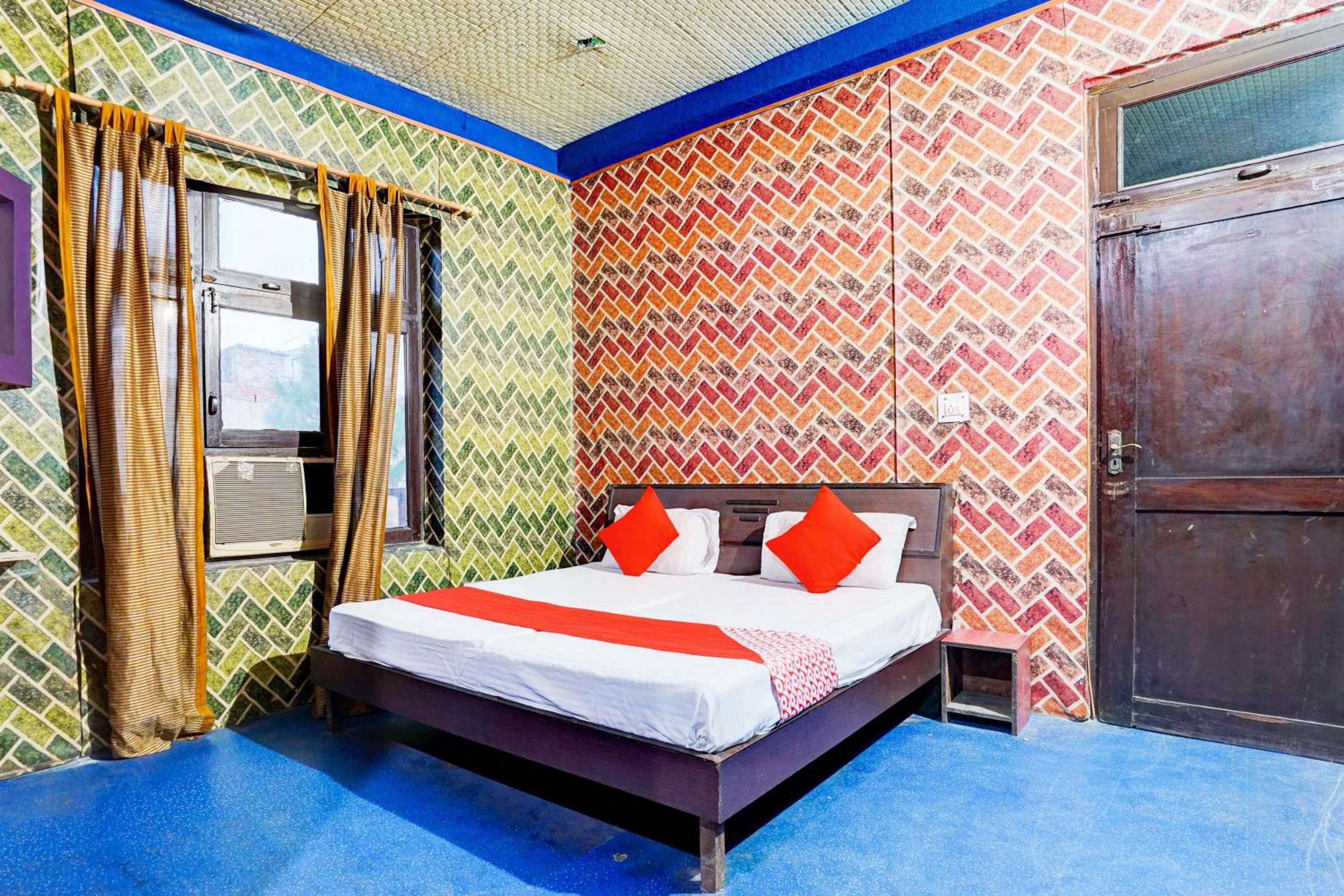 Classic Triple Room