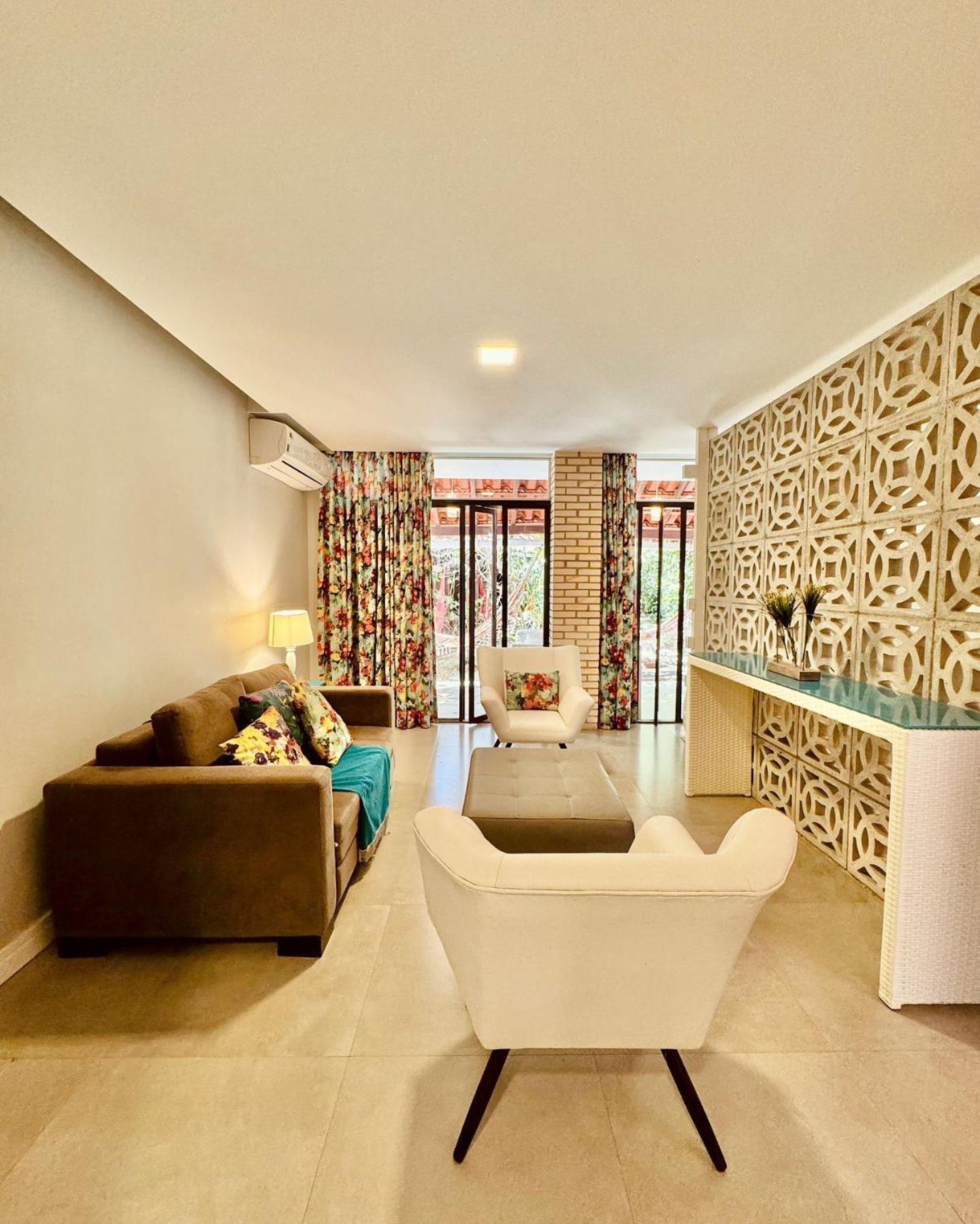Deluxe Suite with Spa Bath photo 1