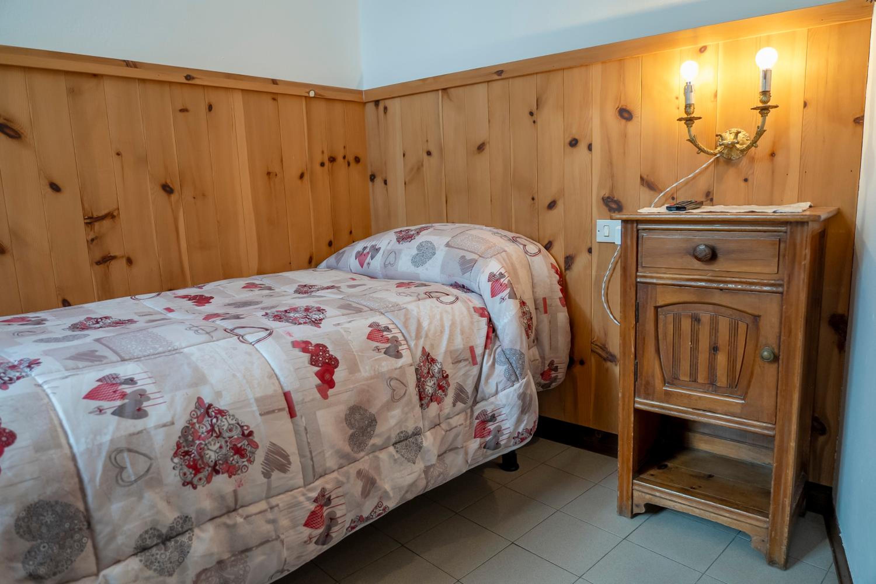 Single Room photo 3