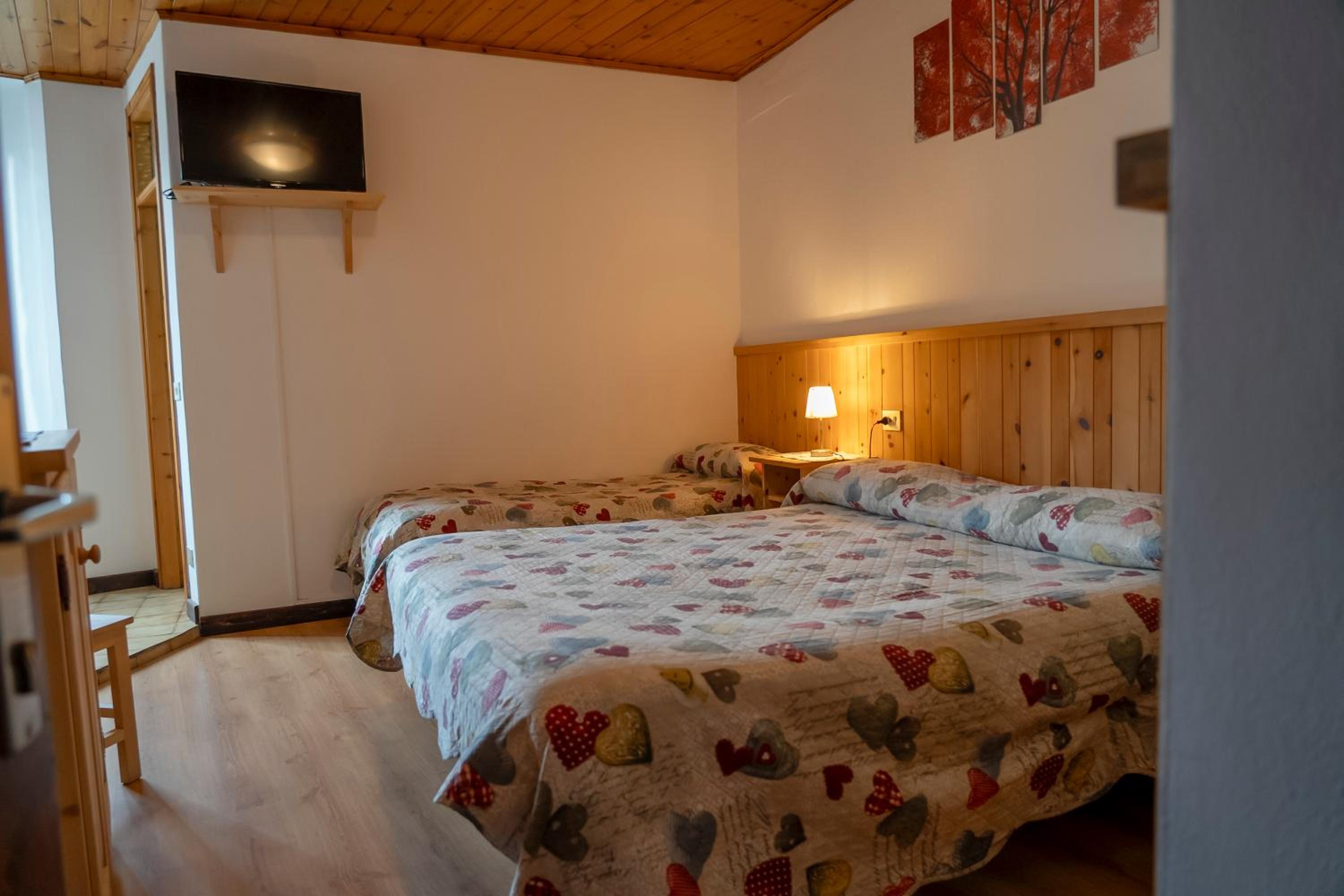 Triple Room - Photo 7