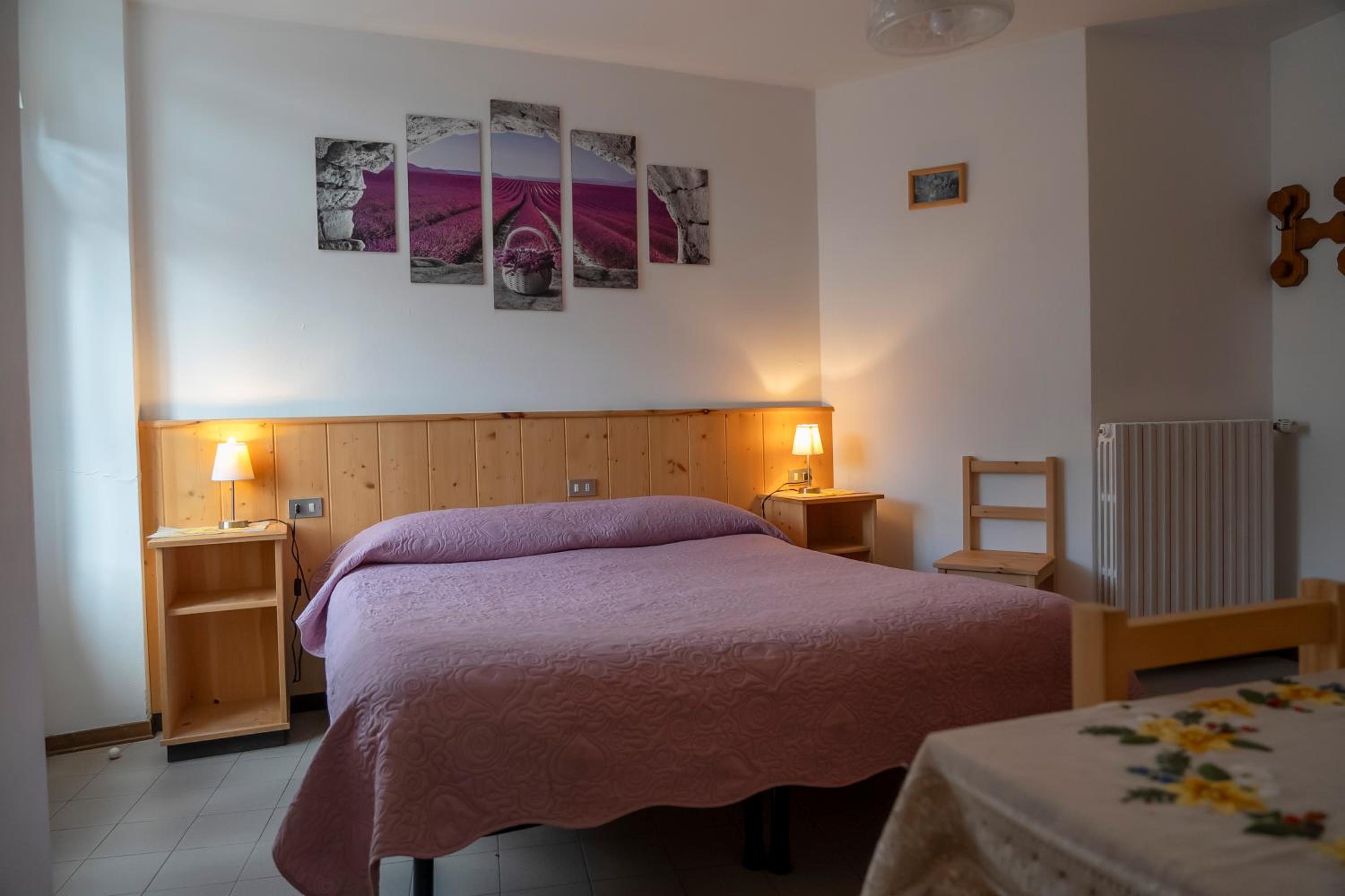 Double Room - Photo 8