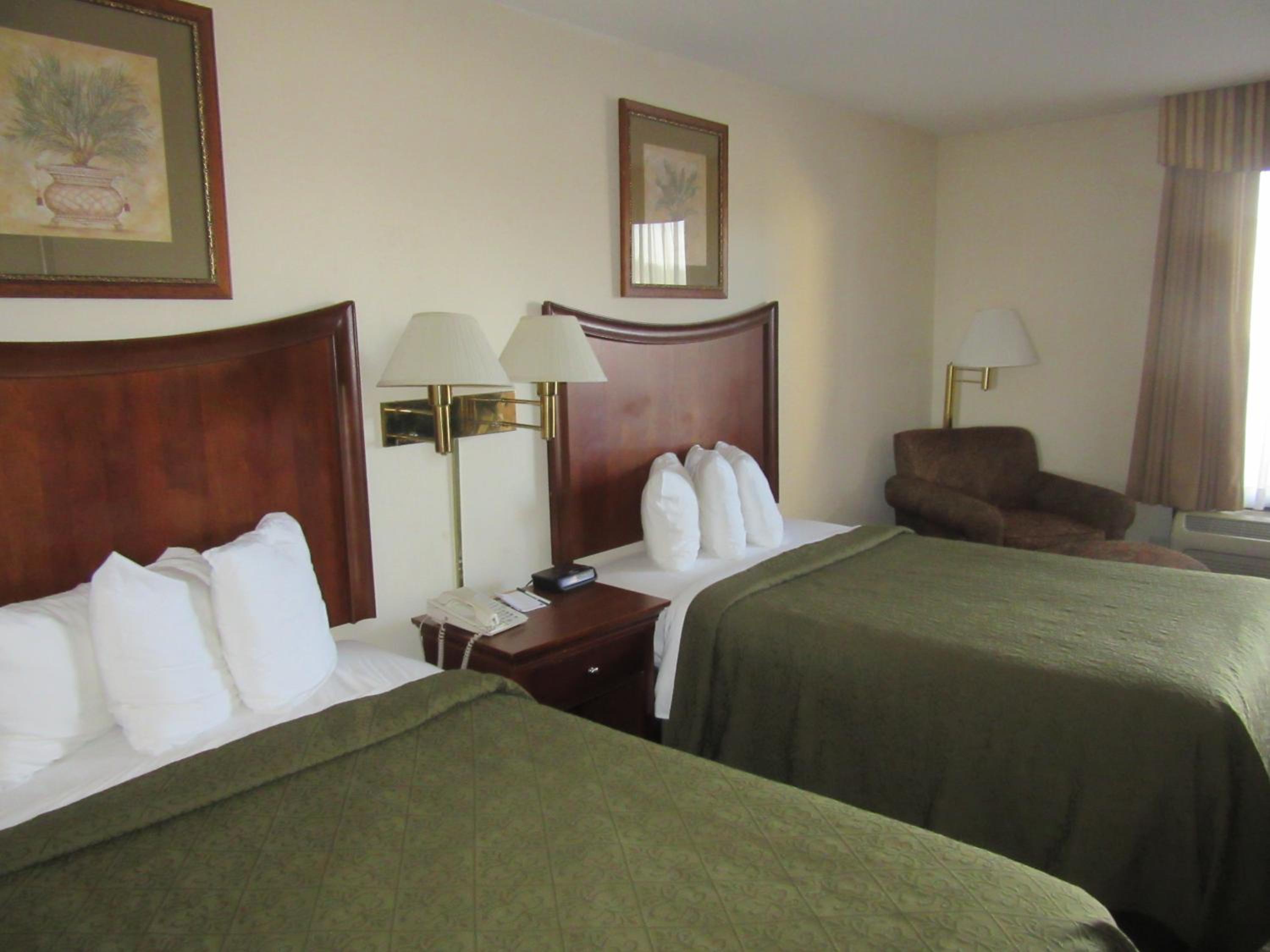 Double Room with Two Double Beds - Smoking