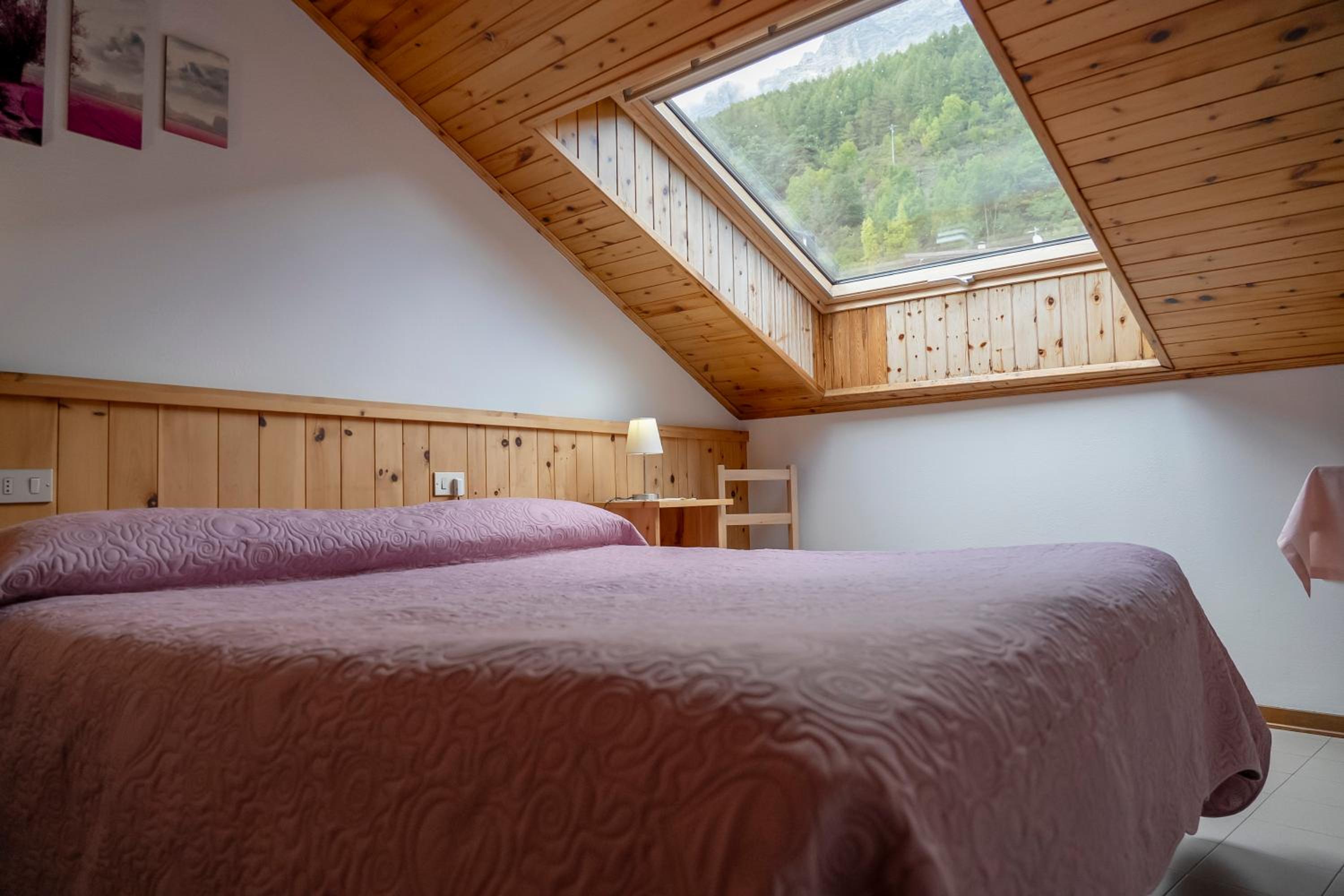 Double Room - Photo 23