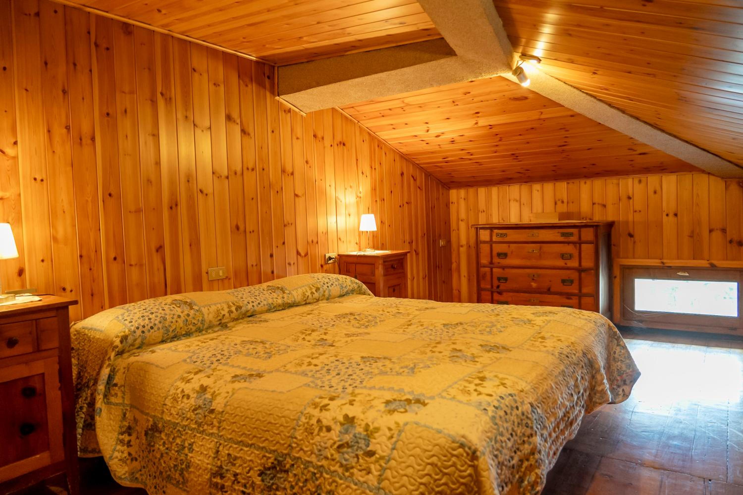 Double Room - Photo 25