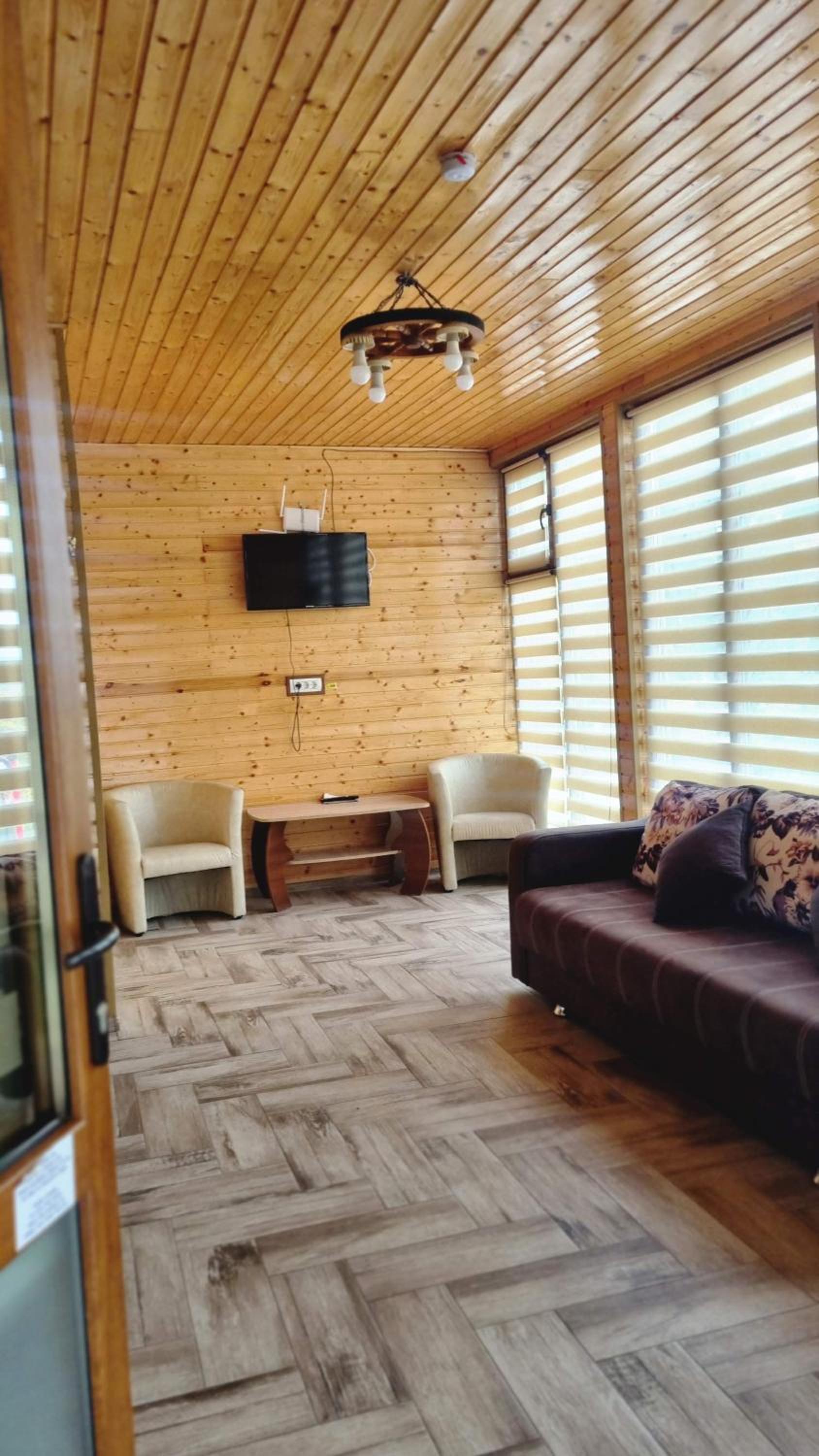 One-Bedroom Apartment - Photo 18