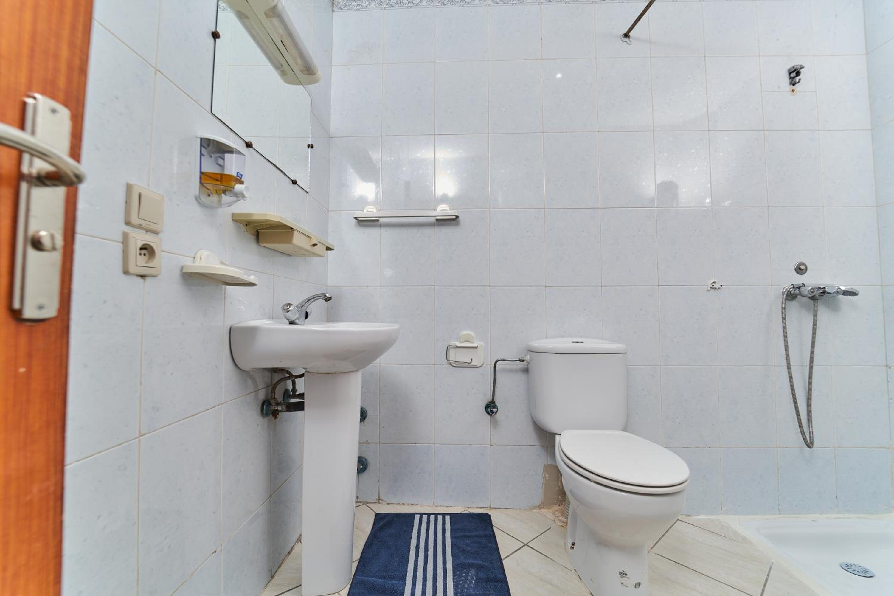 Apartment with City View photo 2