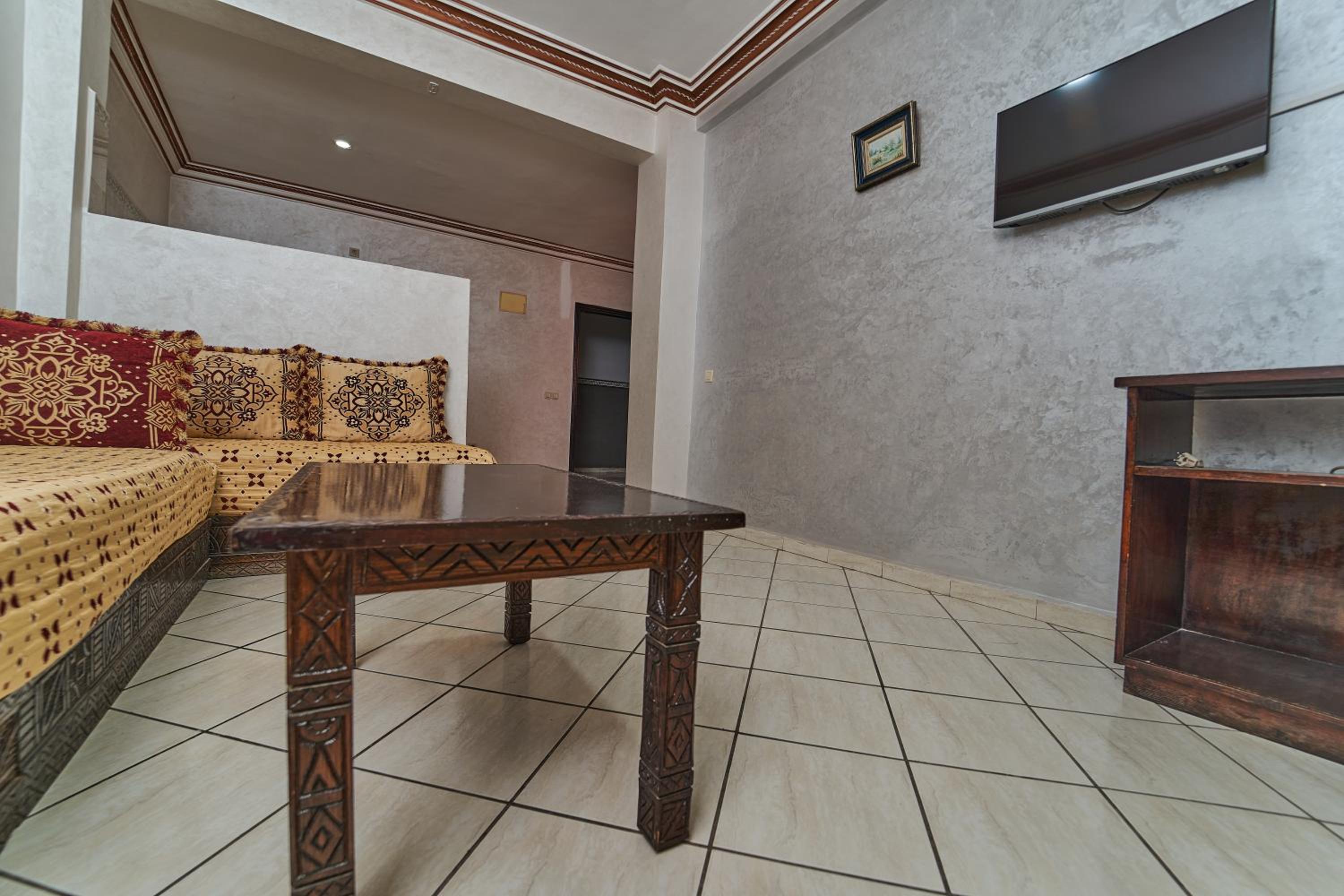 Apartment with City View photo 3