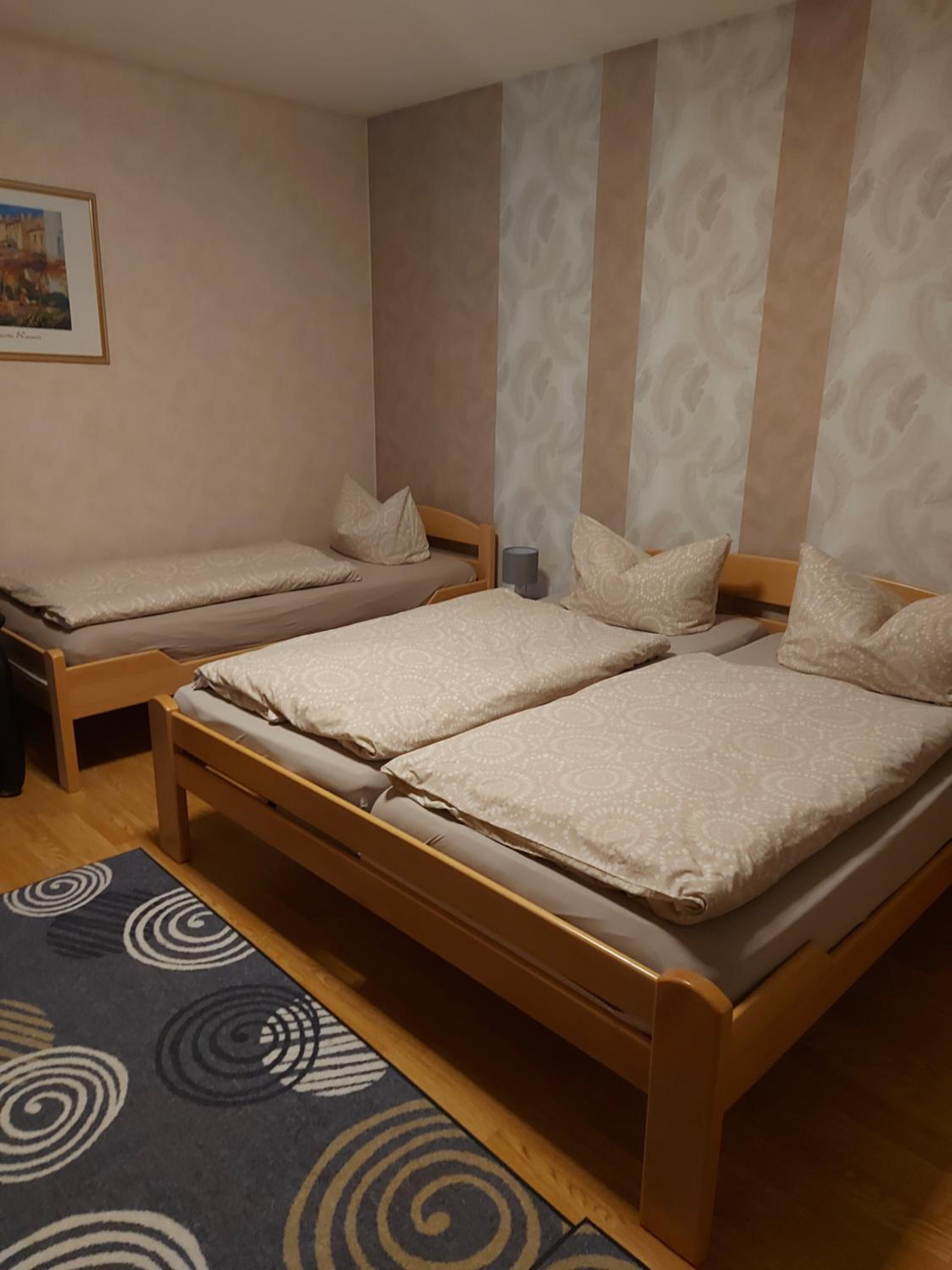 Standard Double Room with Shared Bathroom photo 3