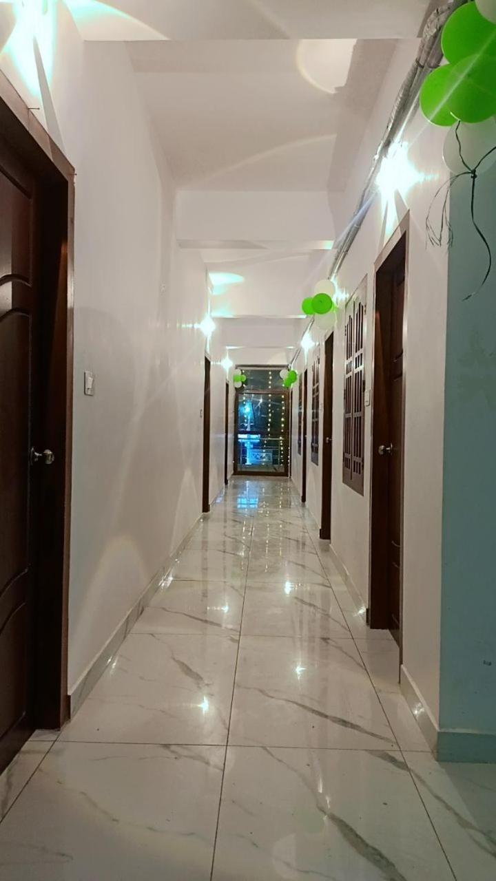 Family Room With Private Bathroom photo 2