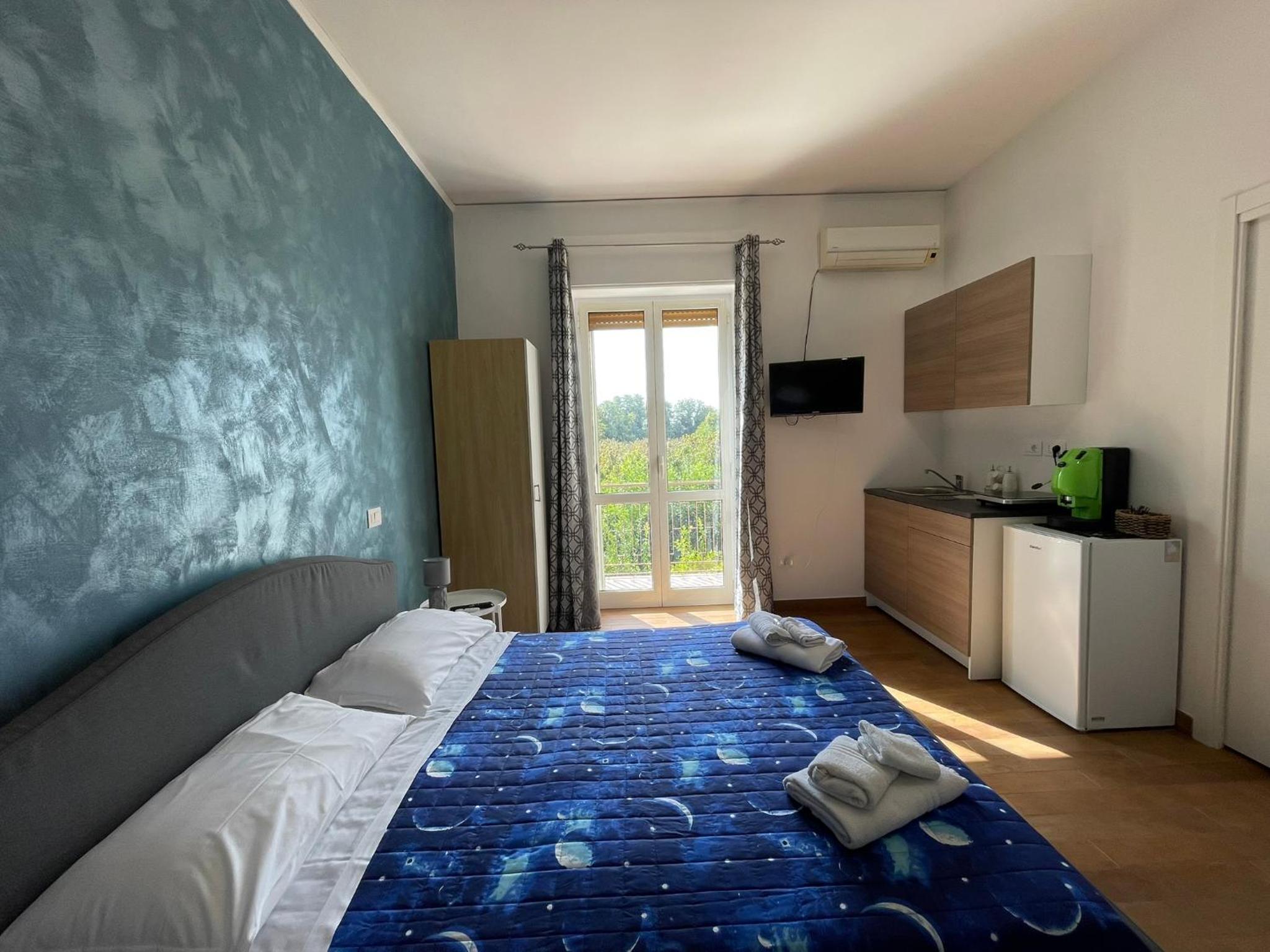 Triple Room with Private Bathroom photo 3