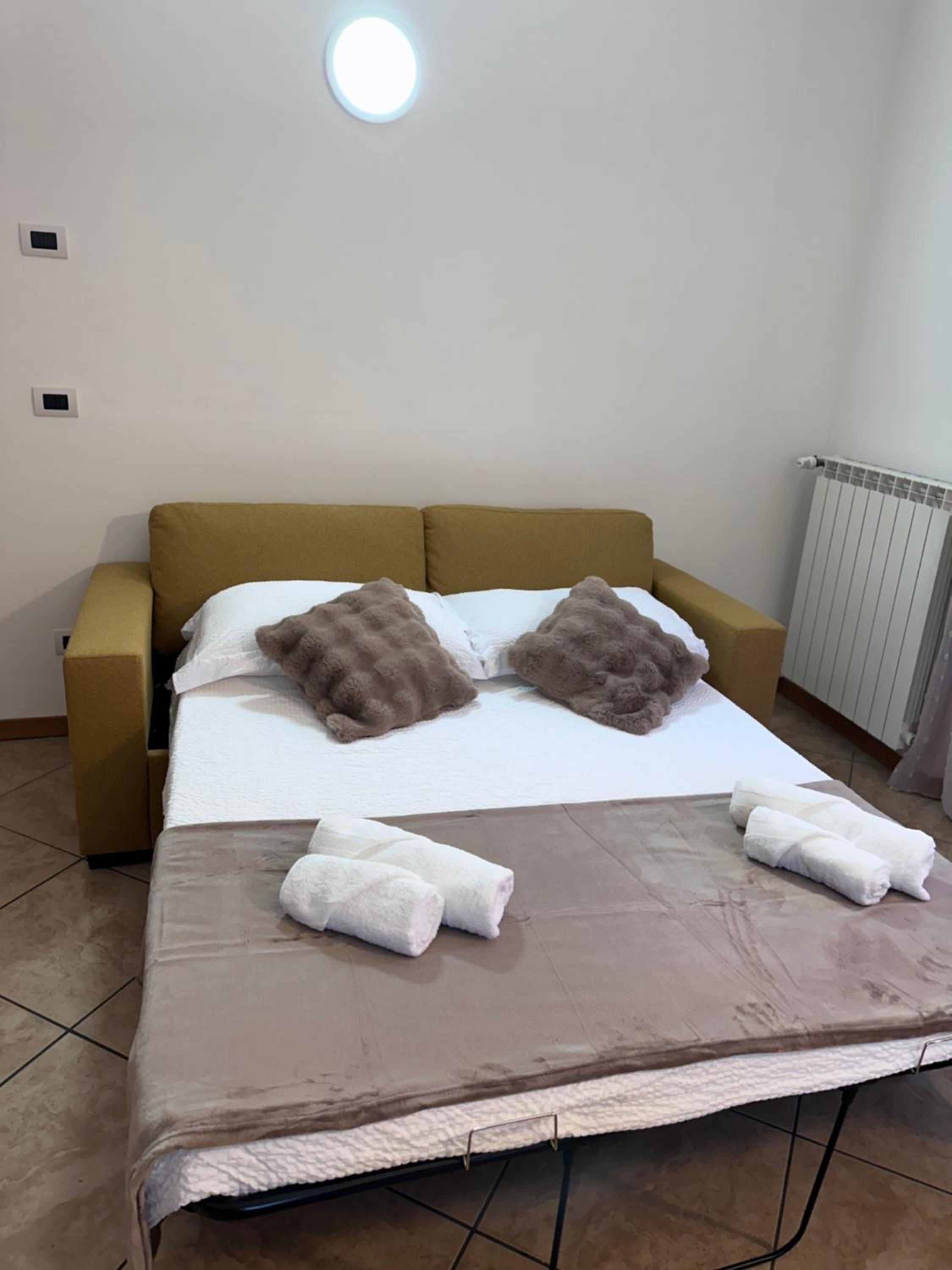 Two-Bedroom Apartment with Terrace photo 2