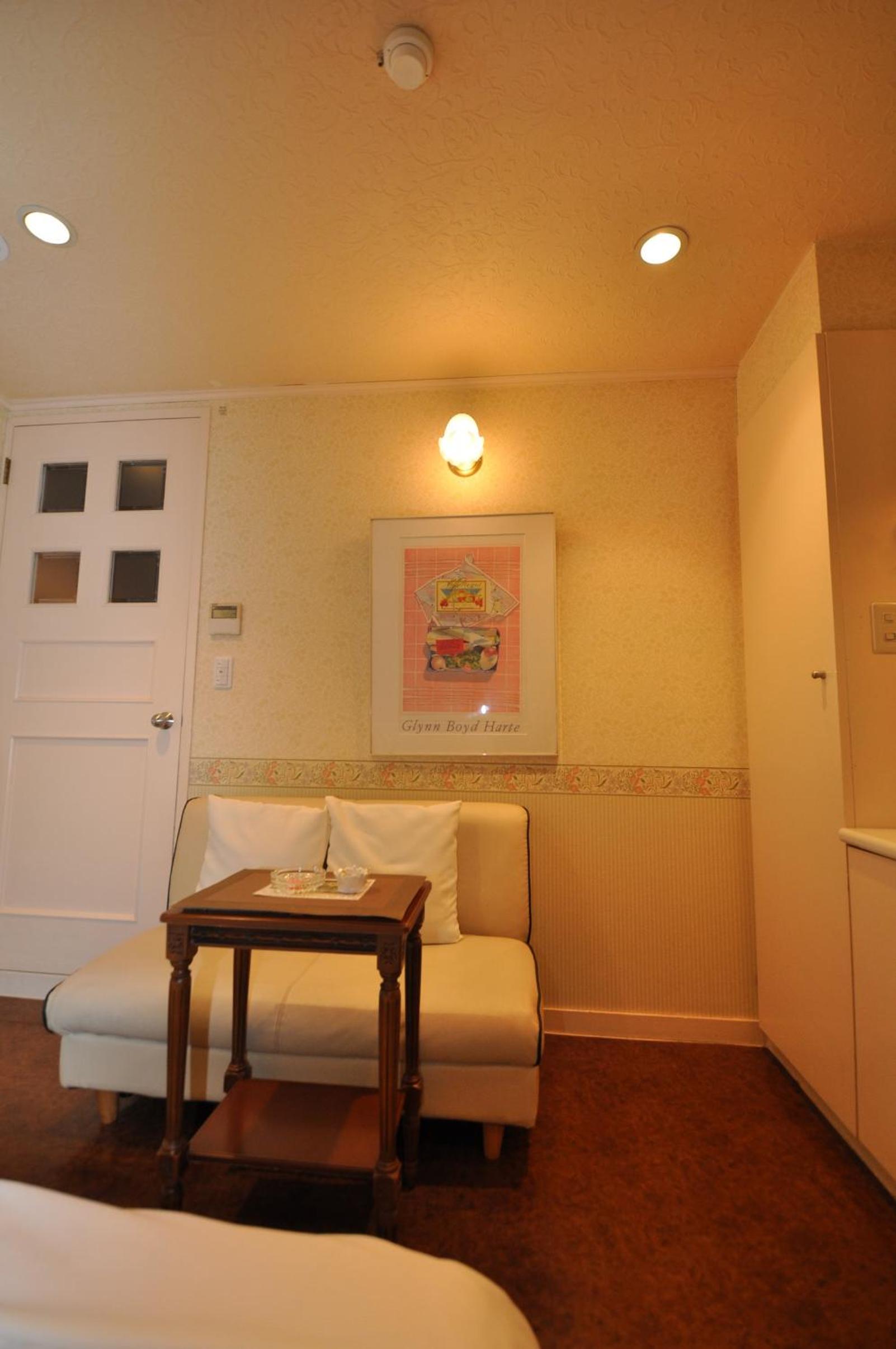 Standard Double Room photo 3