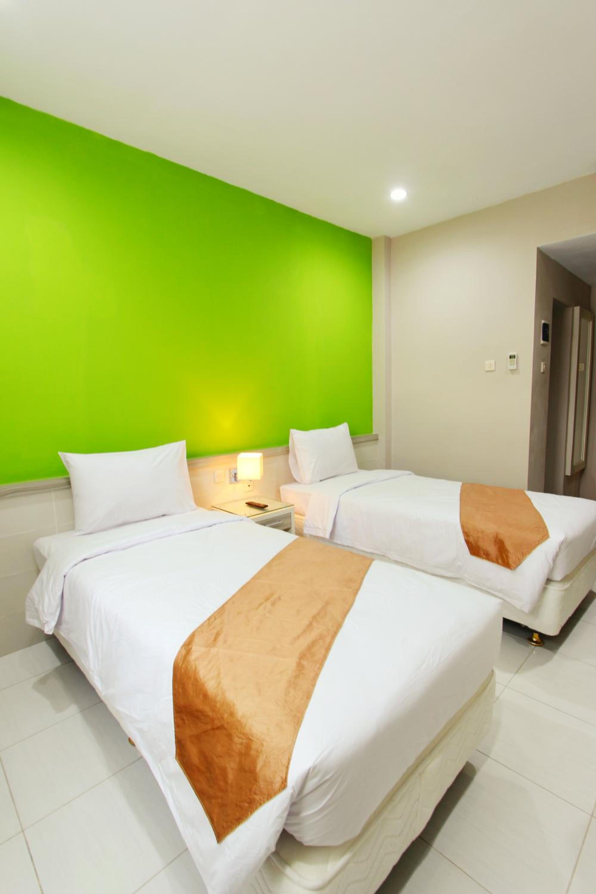 Superior Twin Room - Photo 4